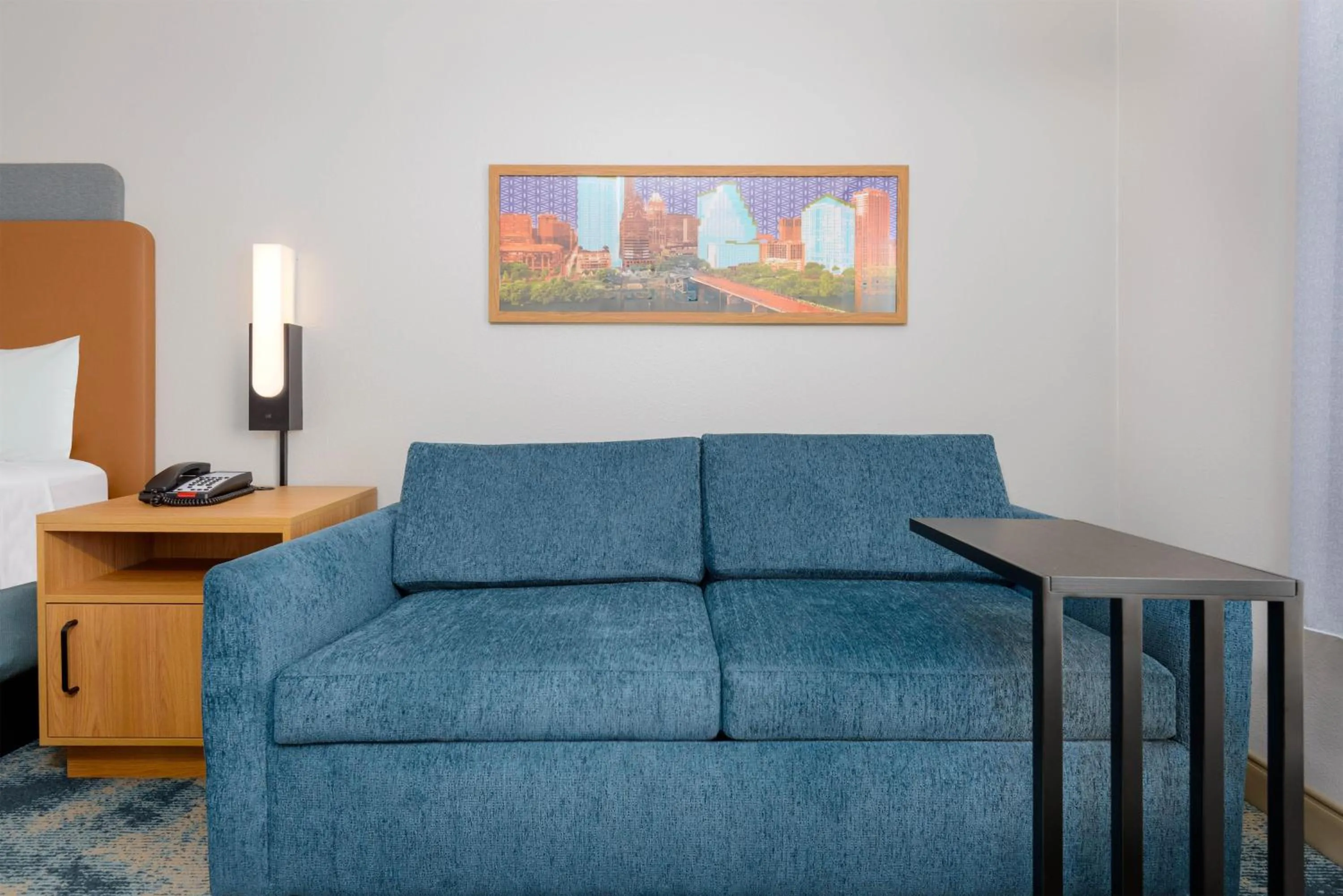 Living room in Hampton Inn & Suites-Austin Airport