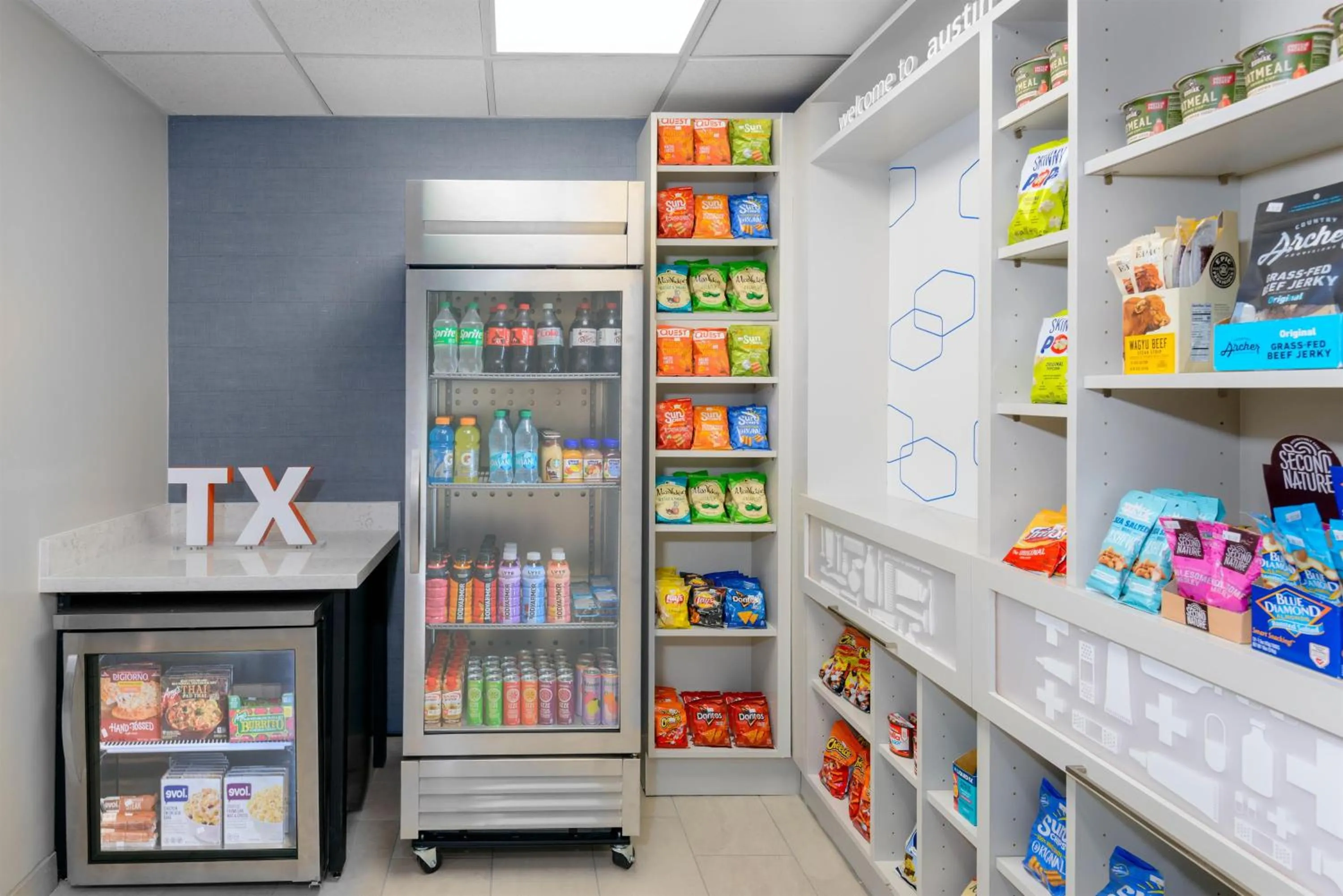 Restaurant/places to eat in Hampton Inn & Suites-Austin Airport