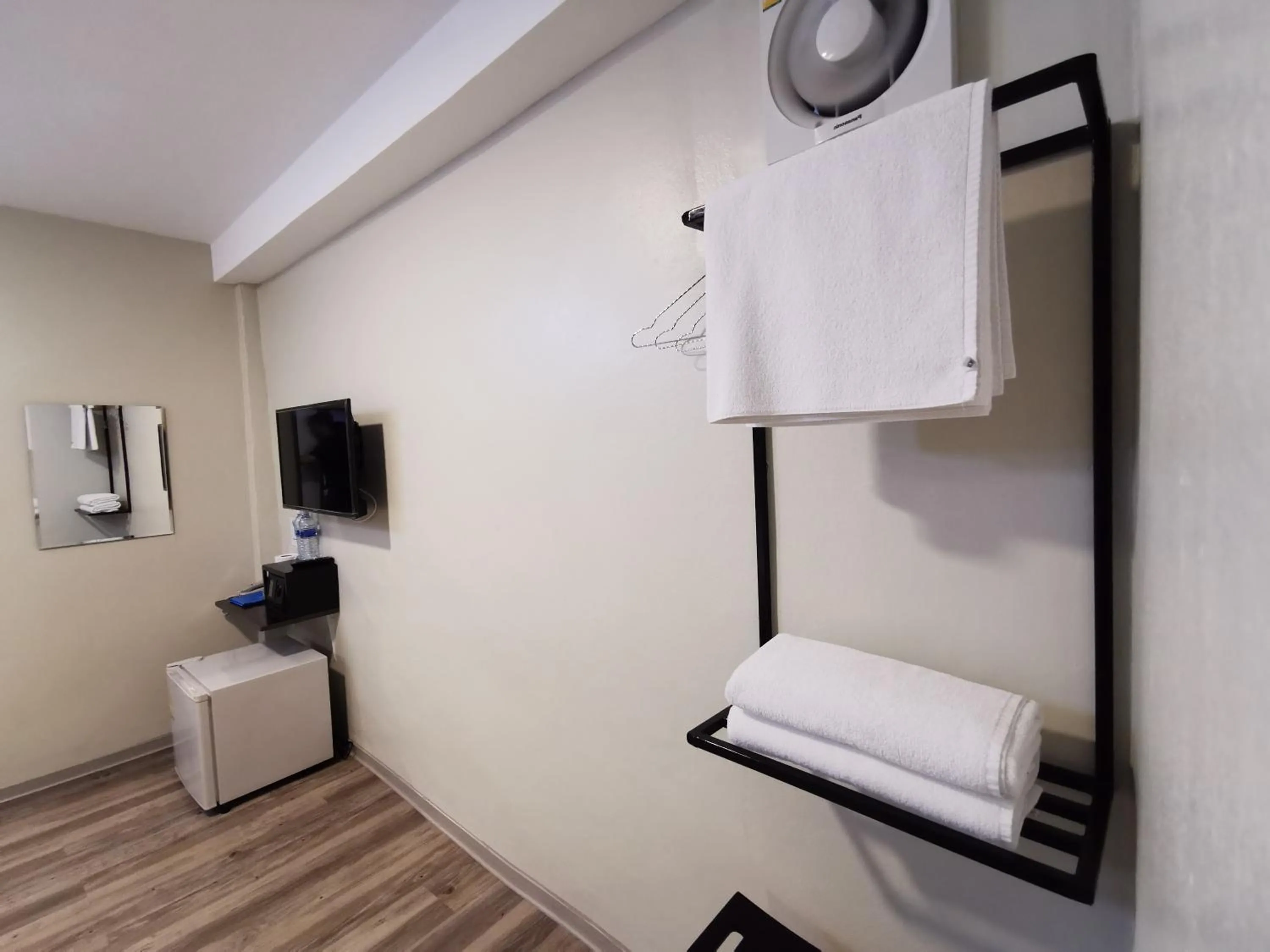 Bedroom in Kim Korner Hotel