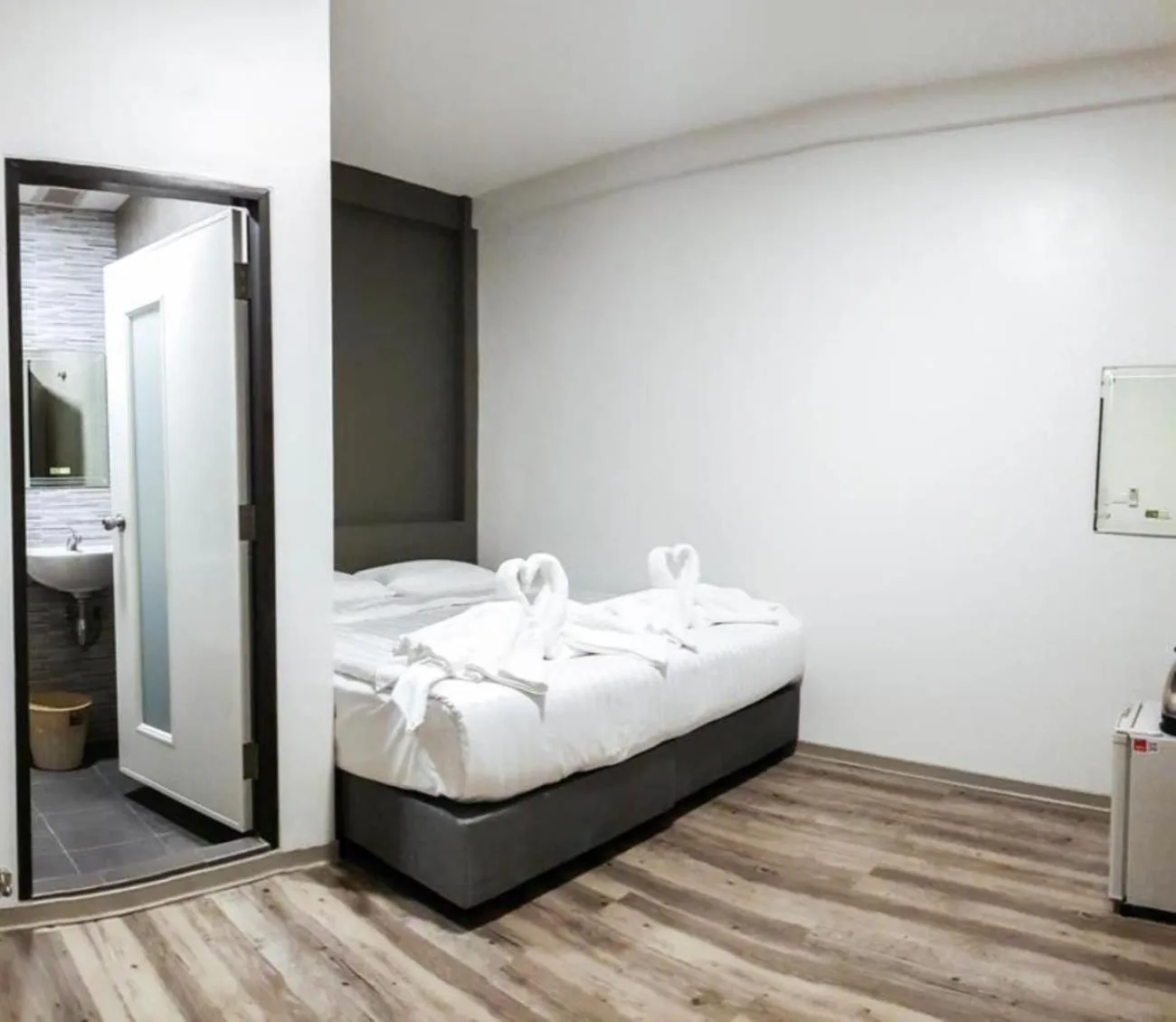 Bed in Kim Korner Hotel