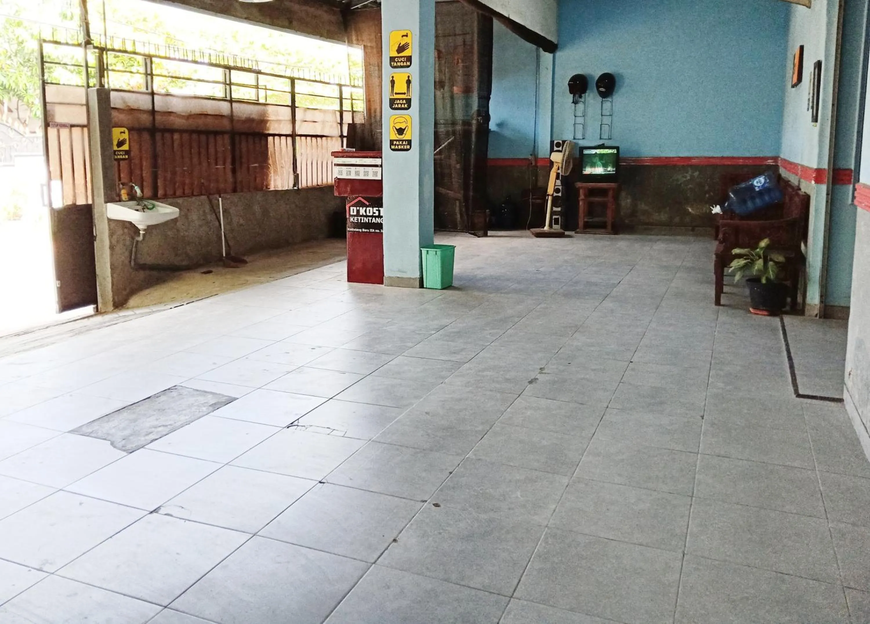 Lobby or reception in D'Kost Ketintang
