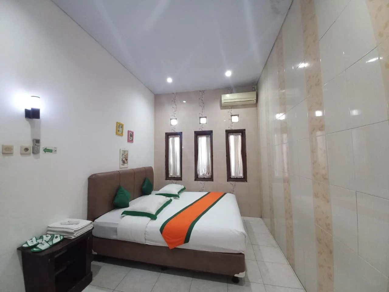 Bed in Homestay Jogja Dekat Taman Pelangi by Simply Homy