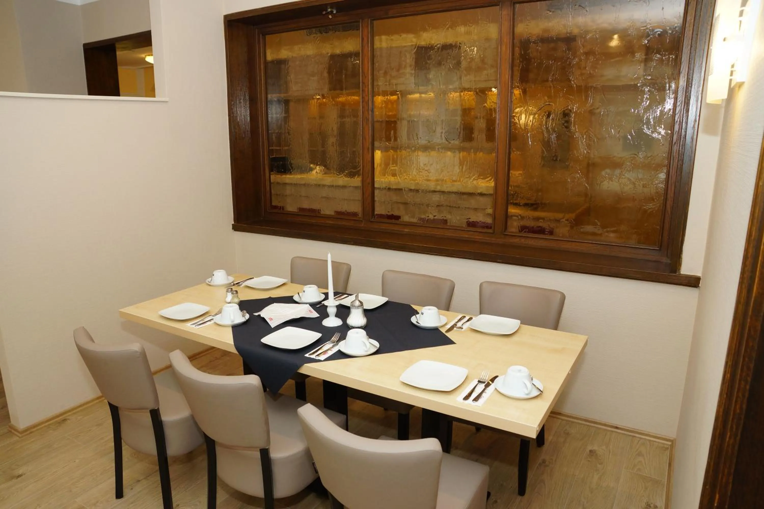 Restaurant/places to eat in Hotel Deutsches Haus