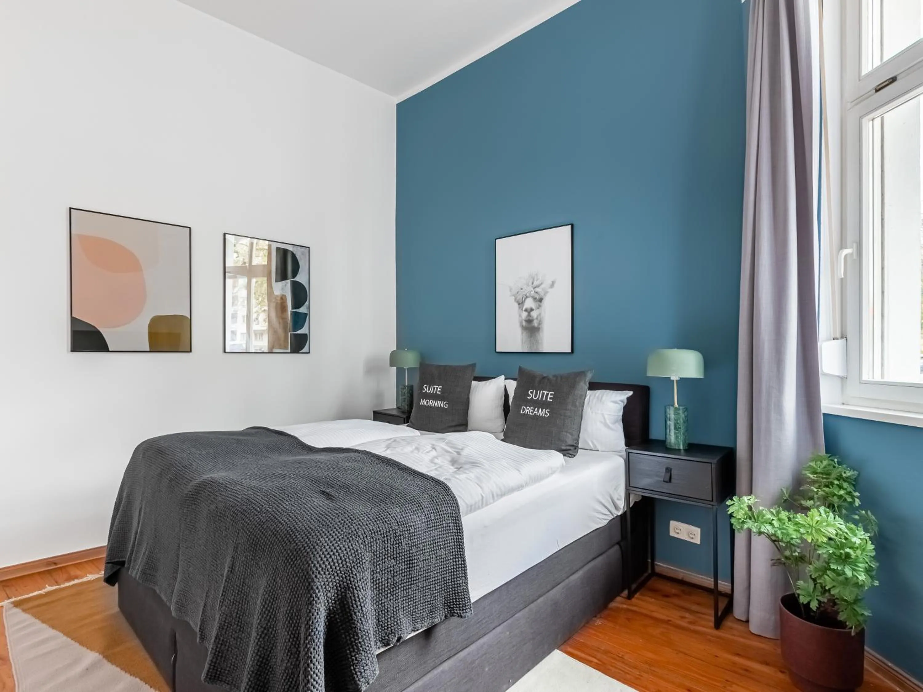 Bed in Limehome Berlin Malmöer Straße