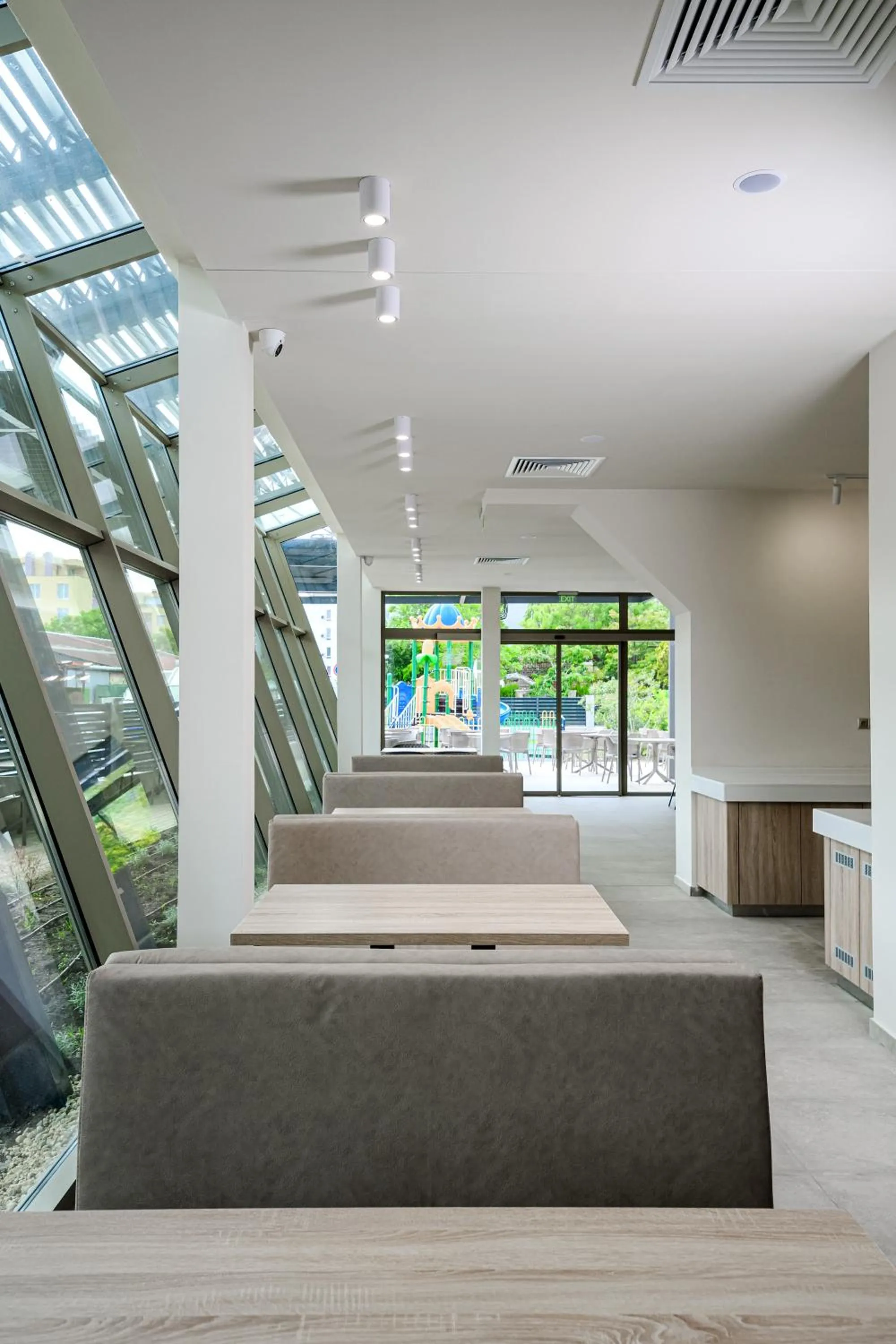 Restaurant/places to eat in Hotel Laguna Park Sunrise