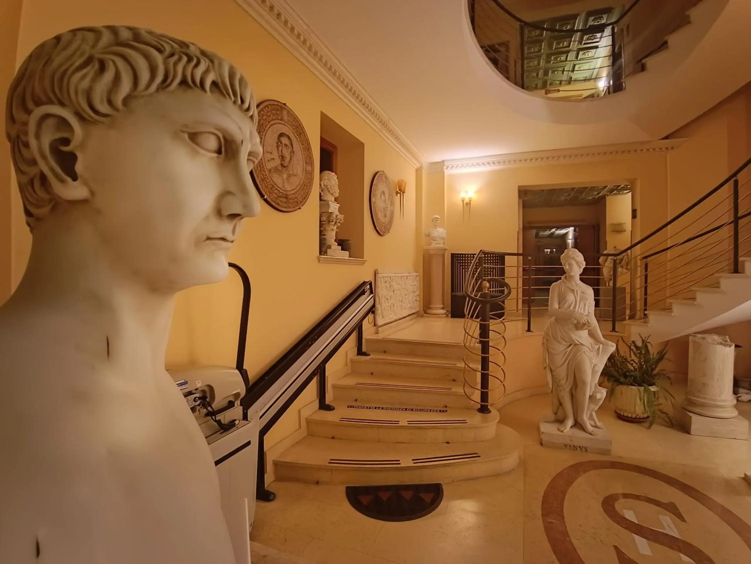 Seccy Hotel Boutique Art & Museum