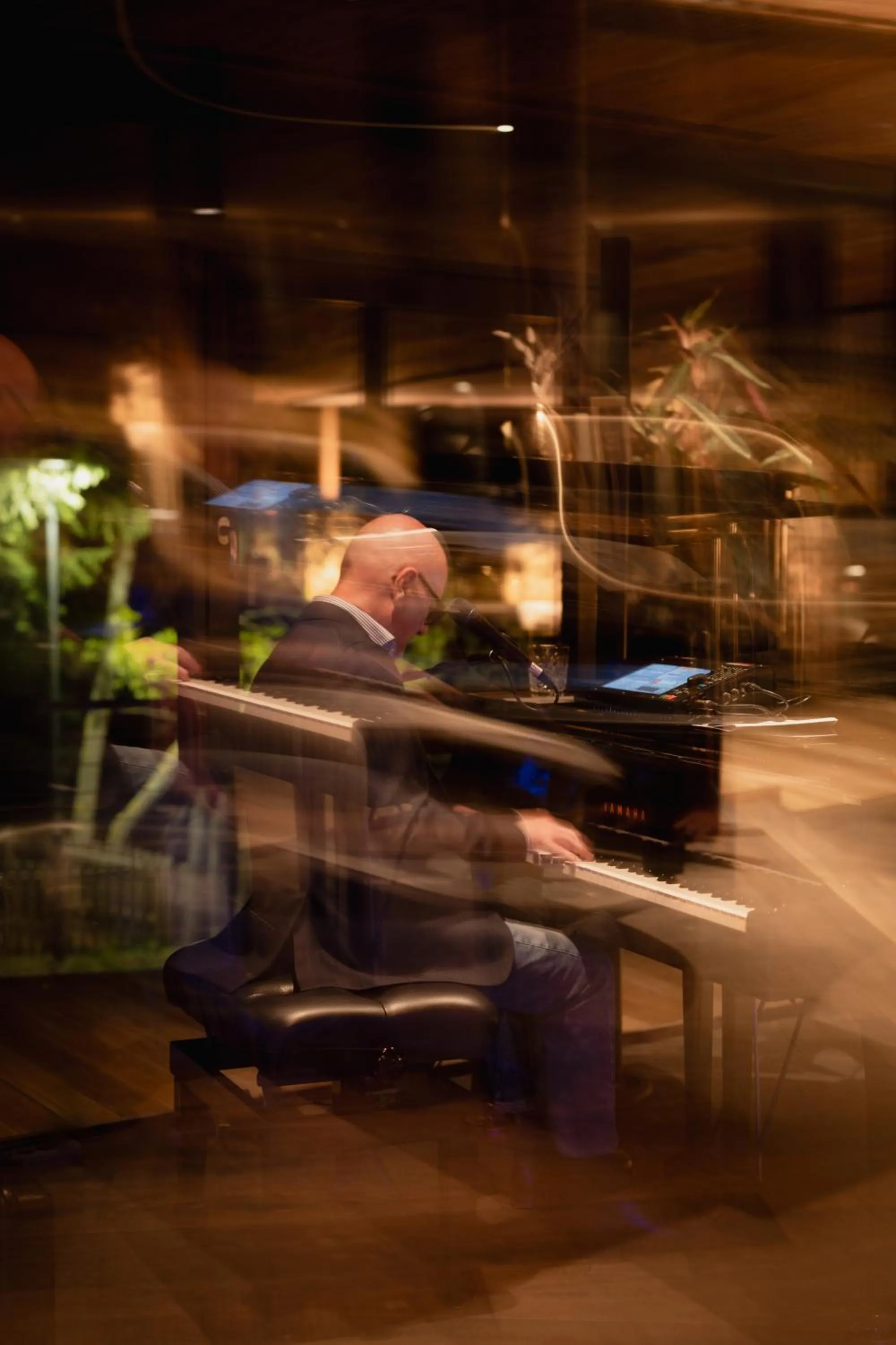 Restaurant/places to eat in Chalet Mirabell