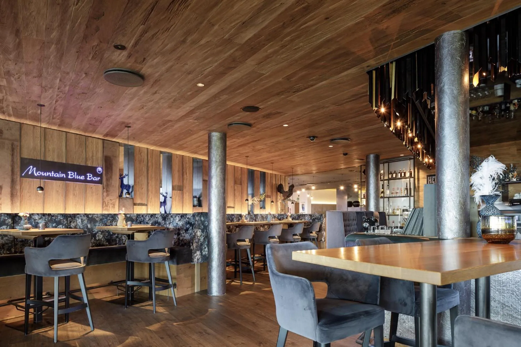 Drinks in Chalet Mirabell