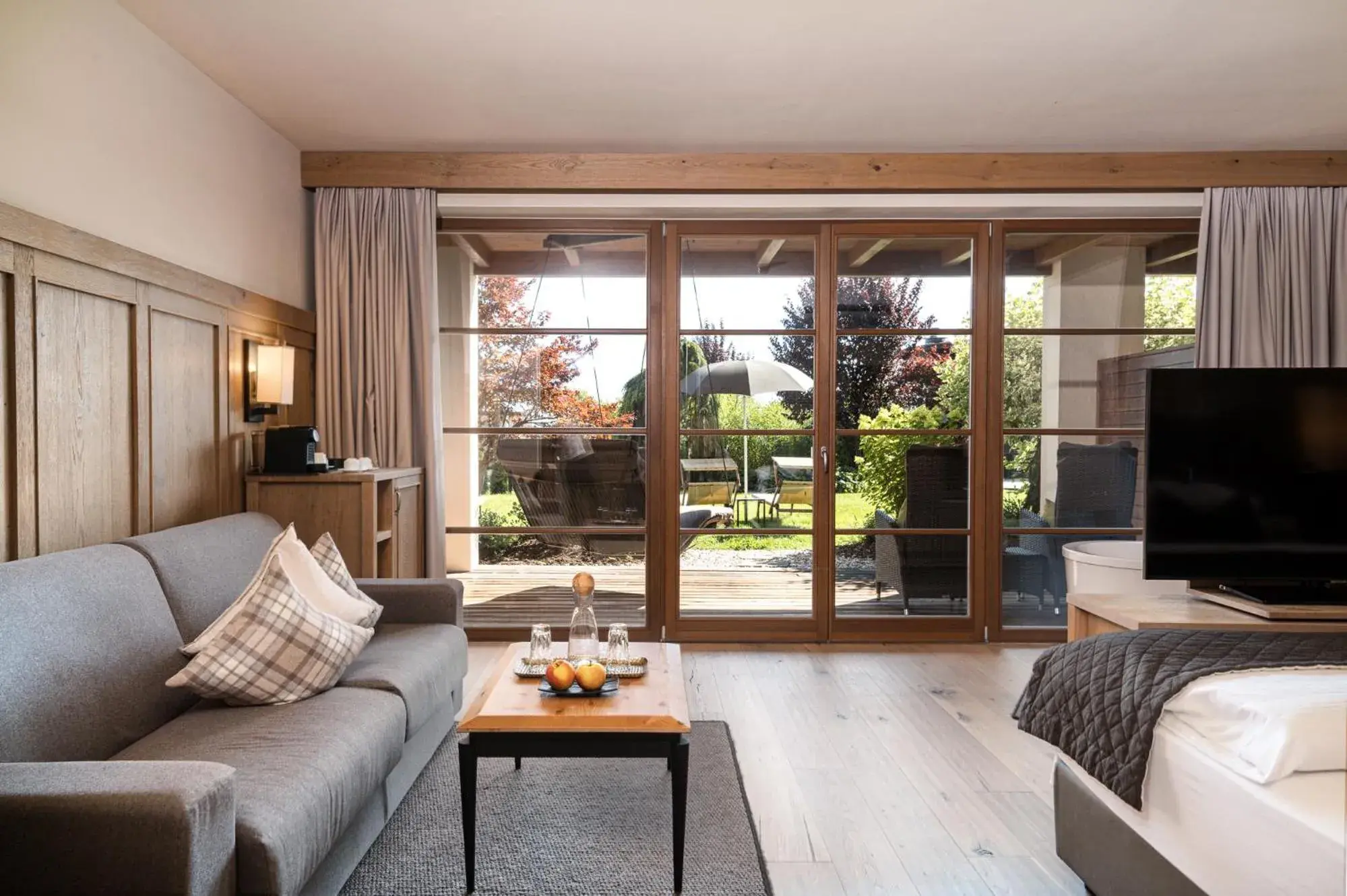 Double Room with Garden View in Chalet Mirabell Double Room with Garden View in Chalet Mirabell