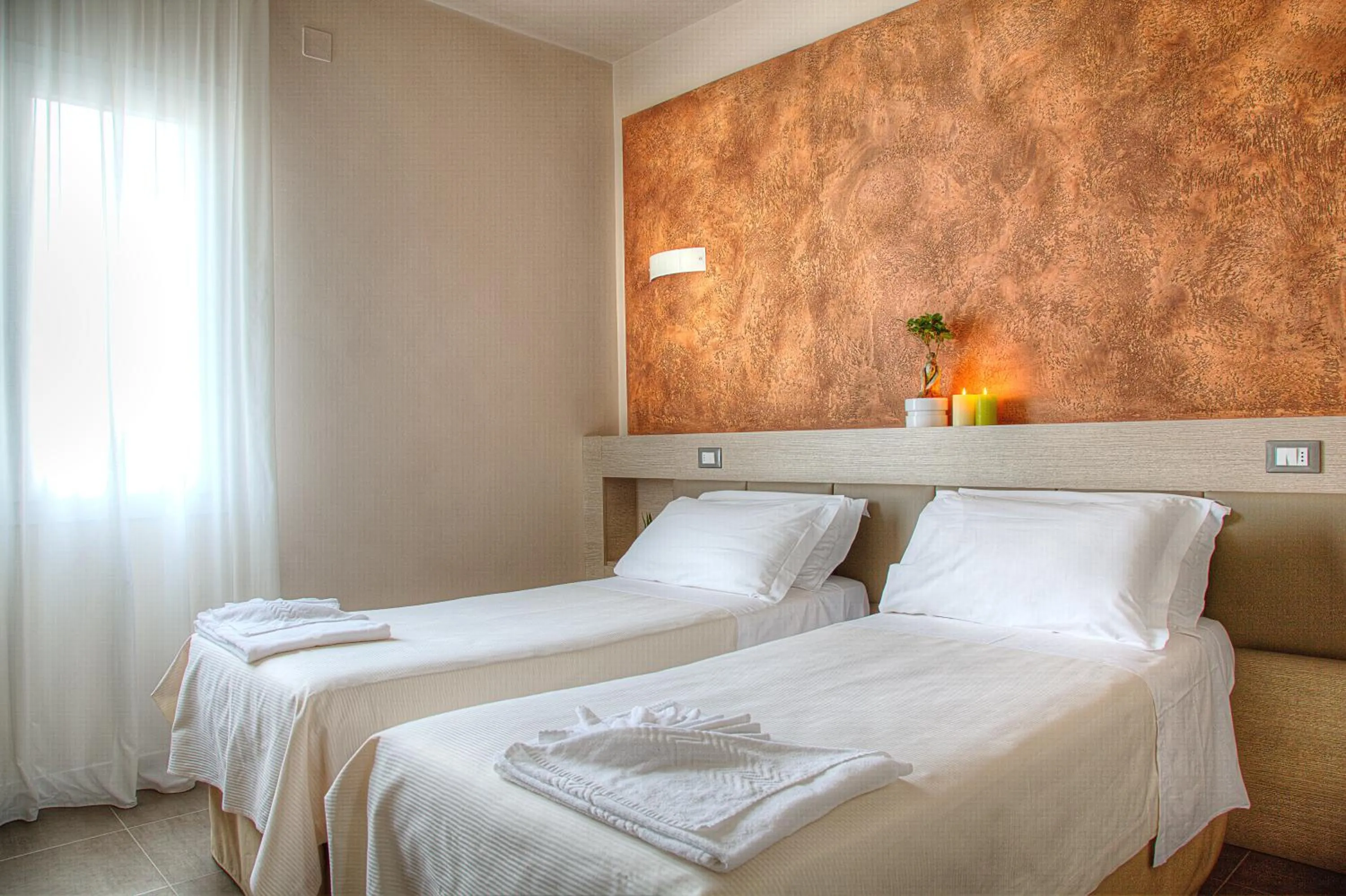 Bedroom, Bed in Hotel Helvetia