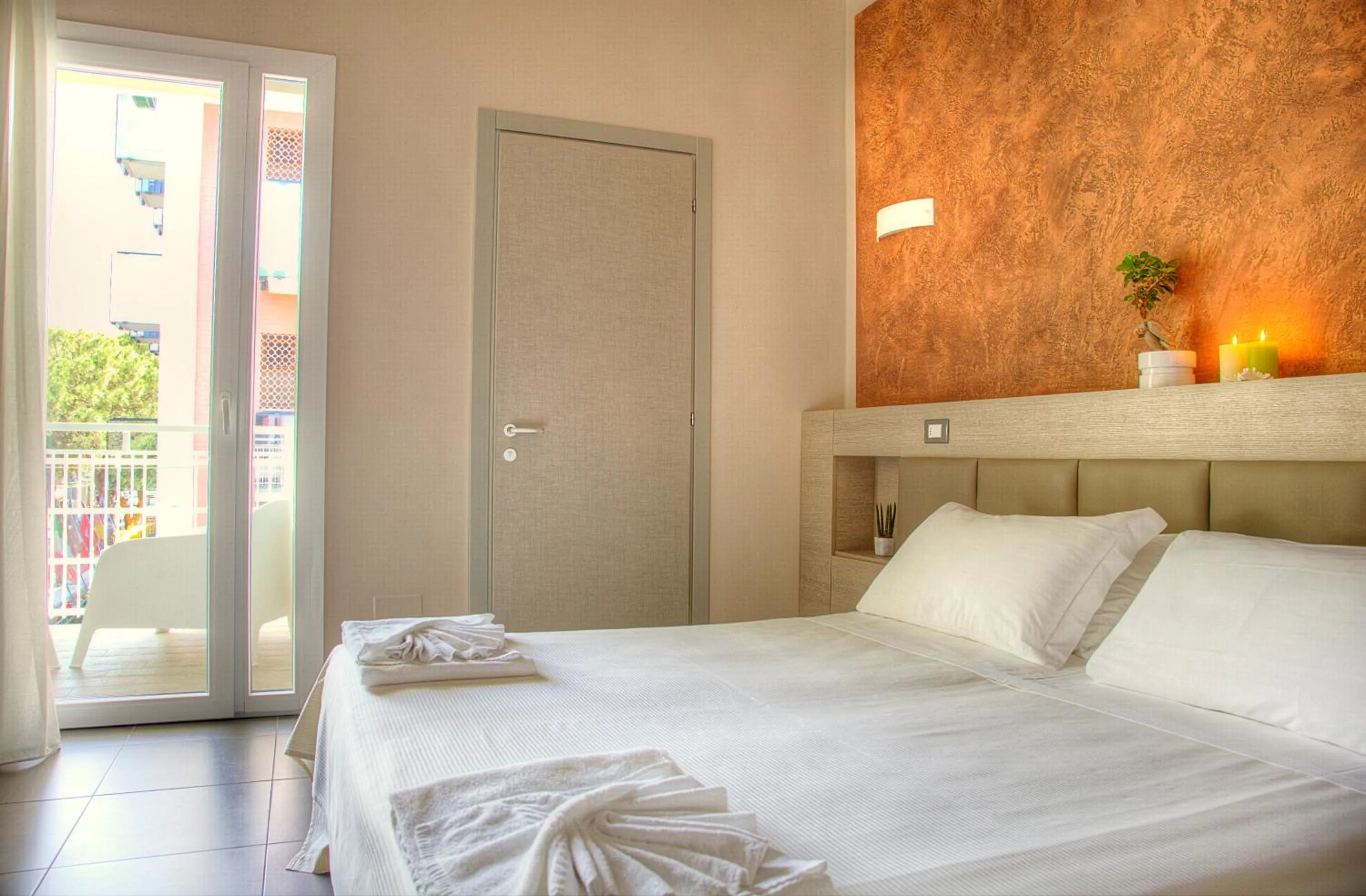 Bedroom, Bed in Hotel Helvetia