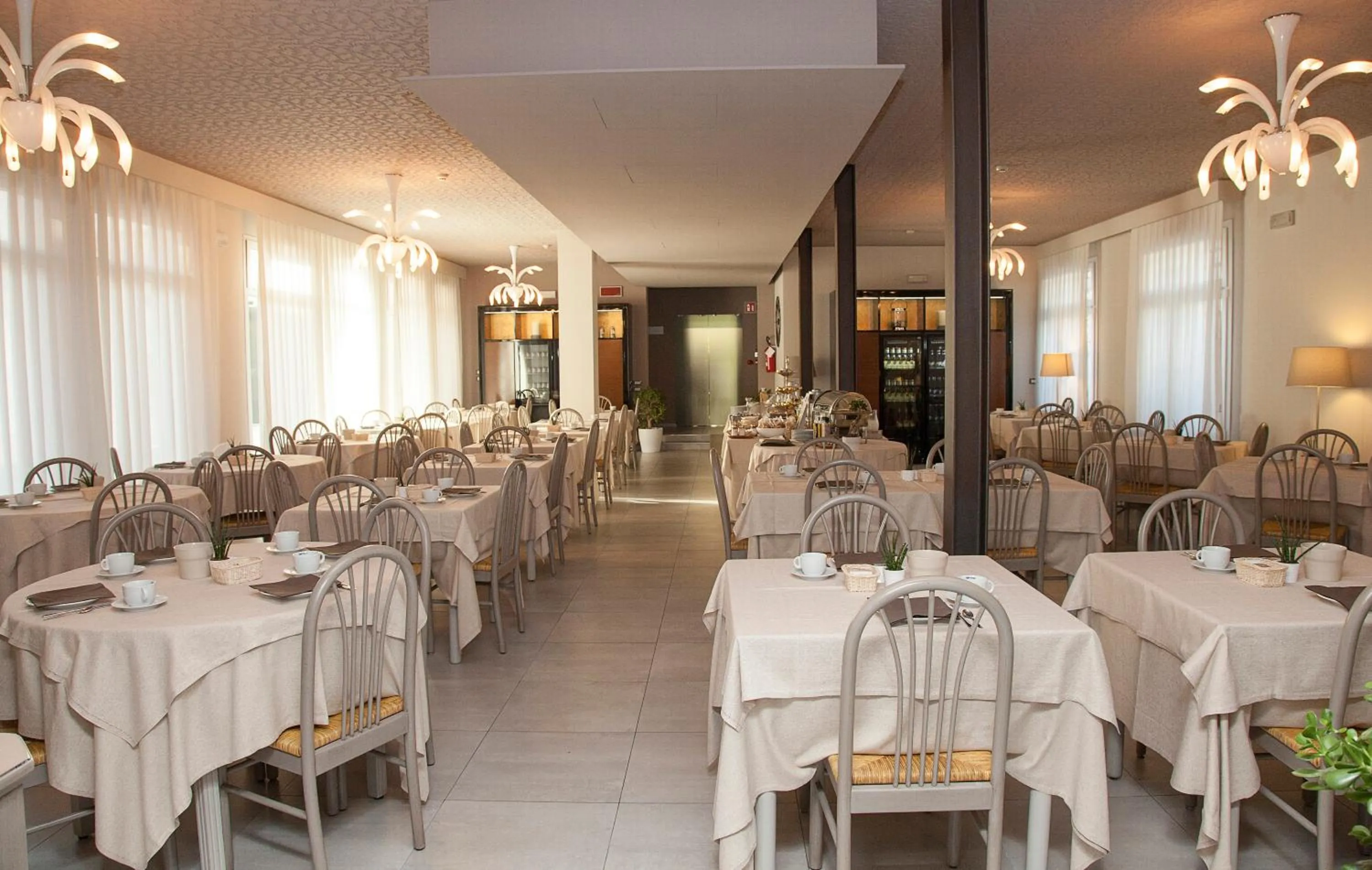 Restaurant/places to eat in Hotel Helvetia