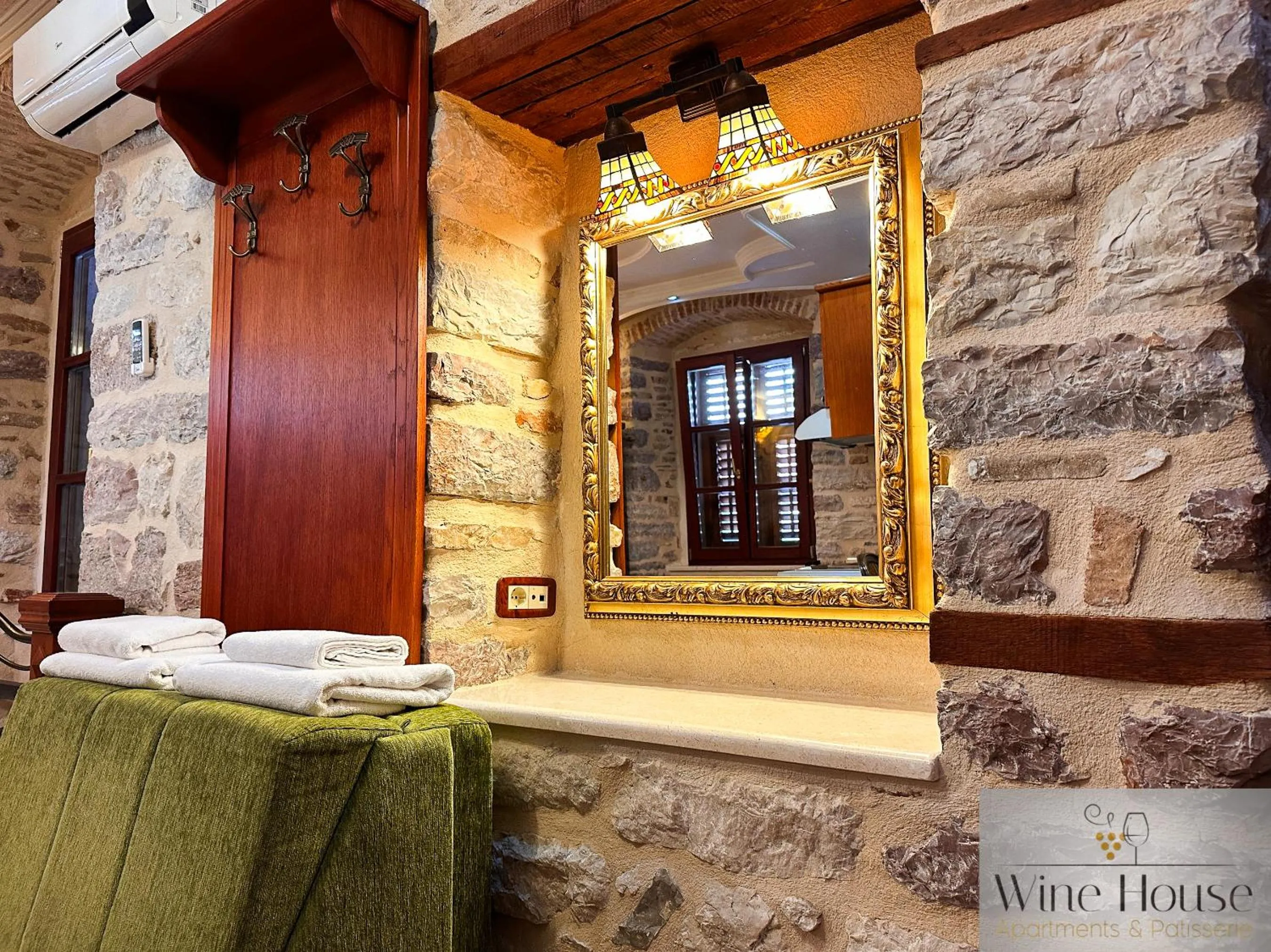 Apartments Wine House Old Town