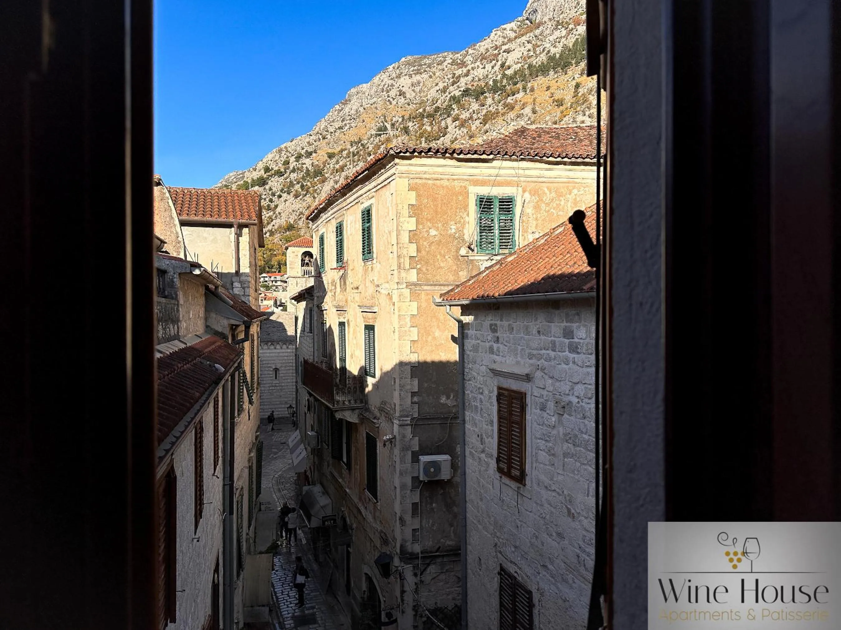 Property building in Apartments Wine House Old Town