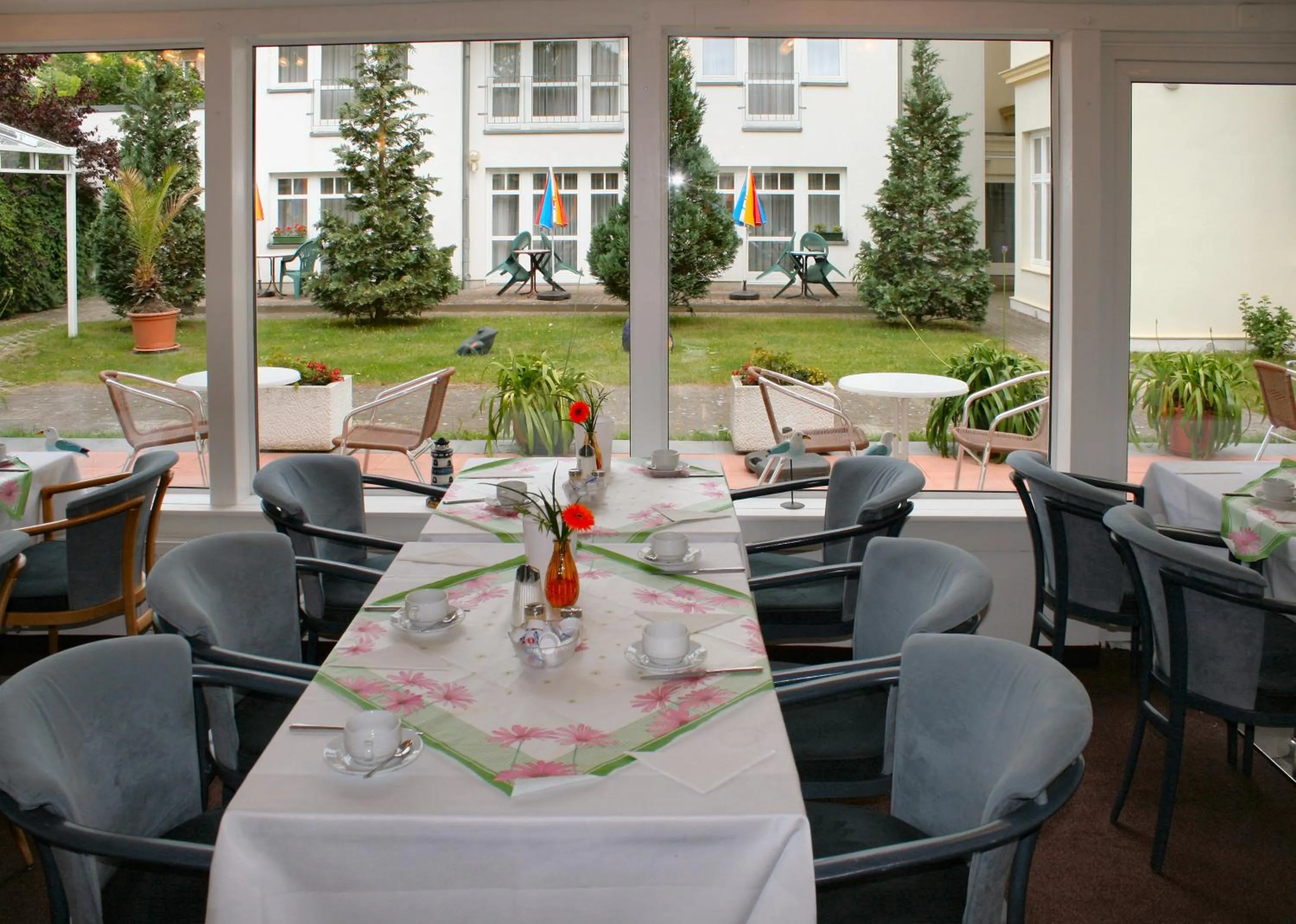 Restaurant/places to eat in Garni Eden Hotels