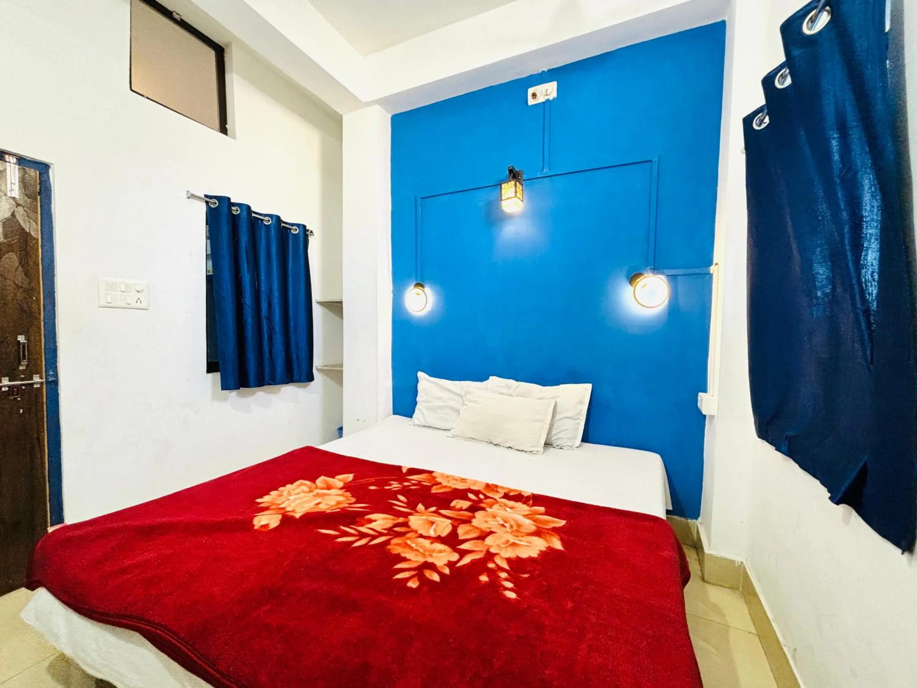 Bed in Trip In Hostel, Udaipur