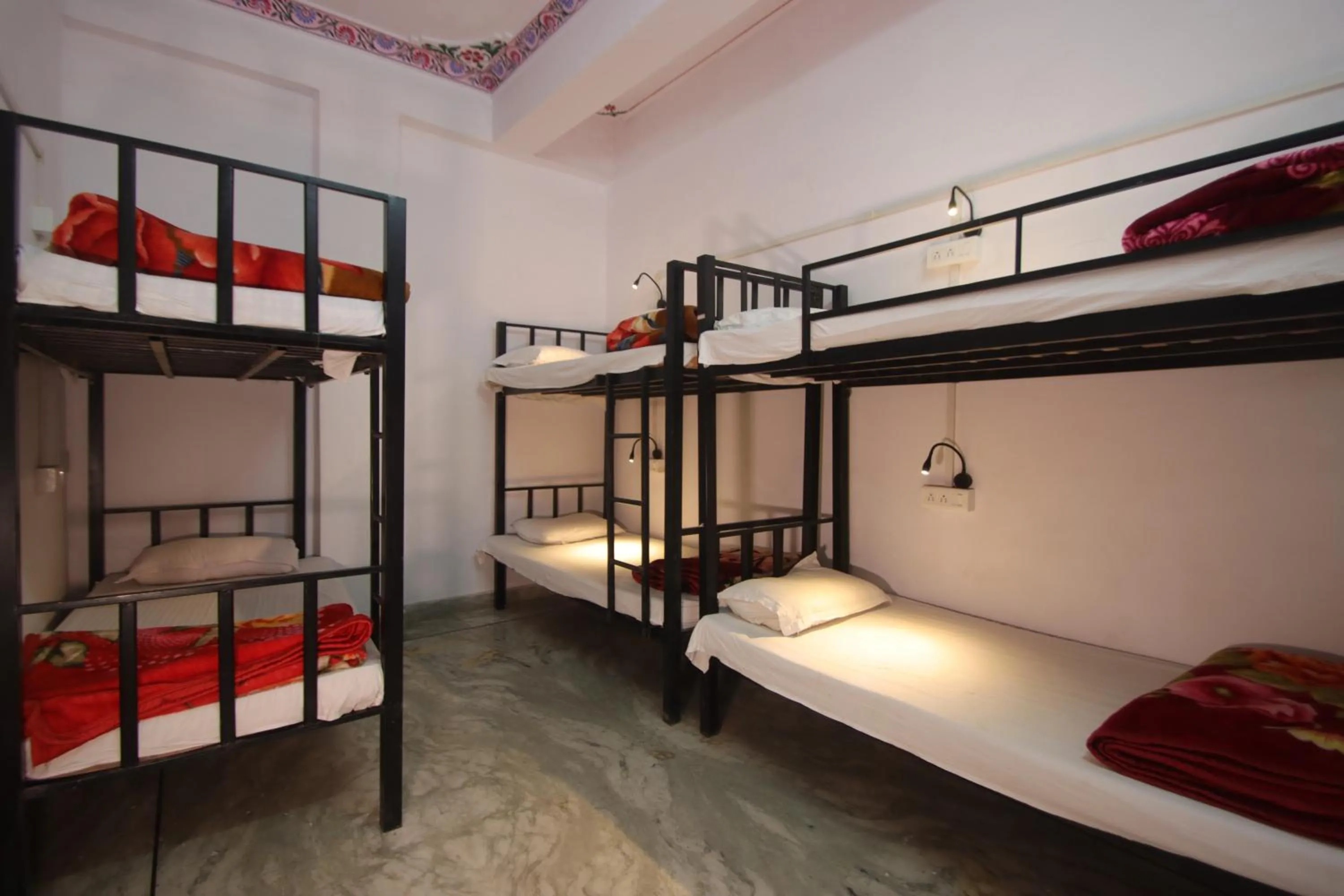 Bed in Trip In Hostel, Udaipur