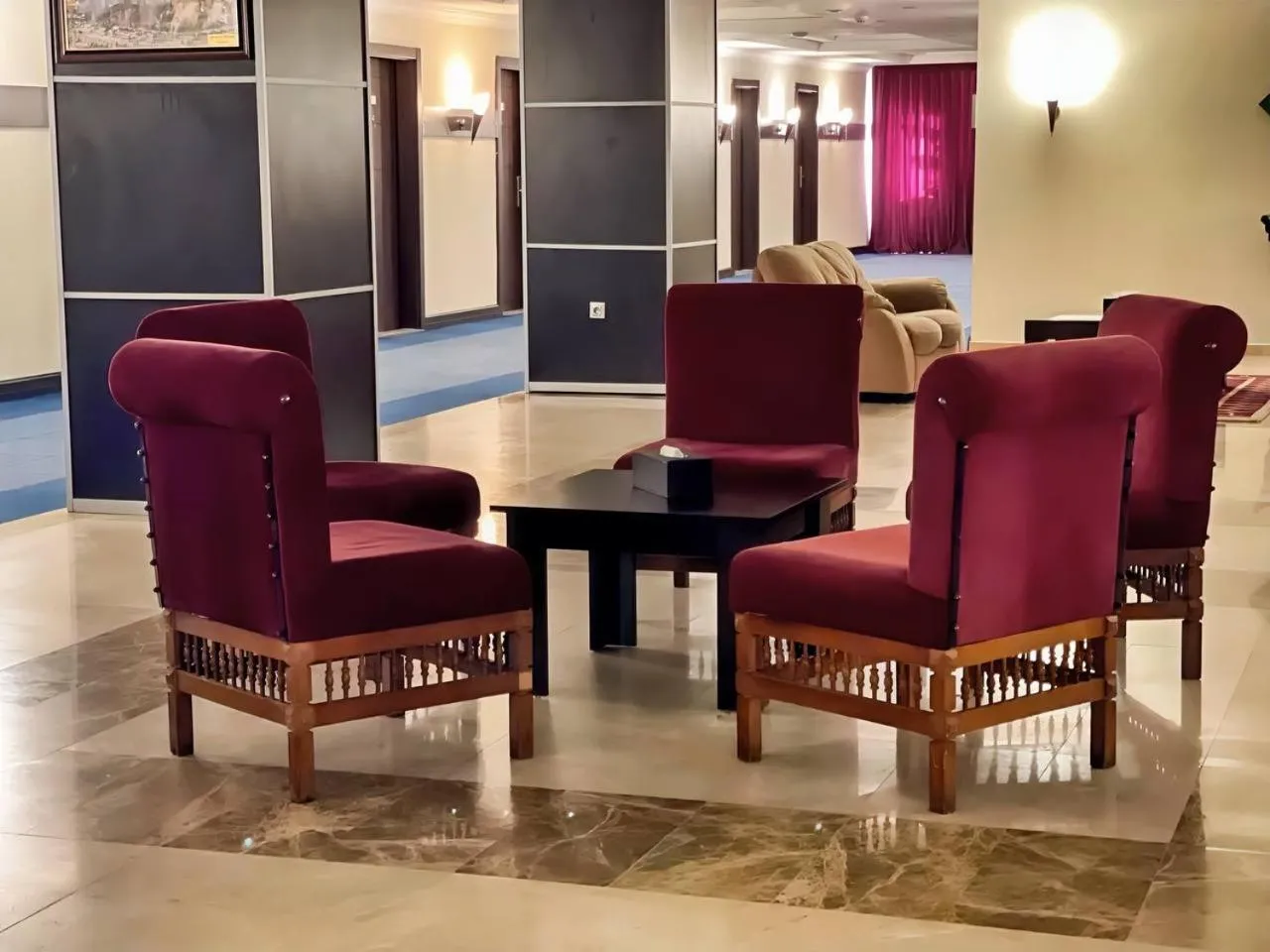 Facade/entrance in Noble Hotel