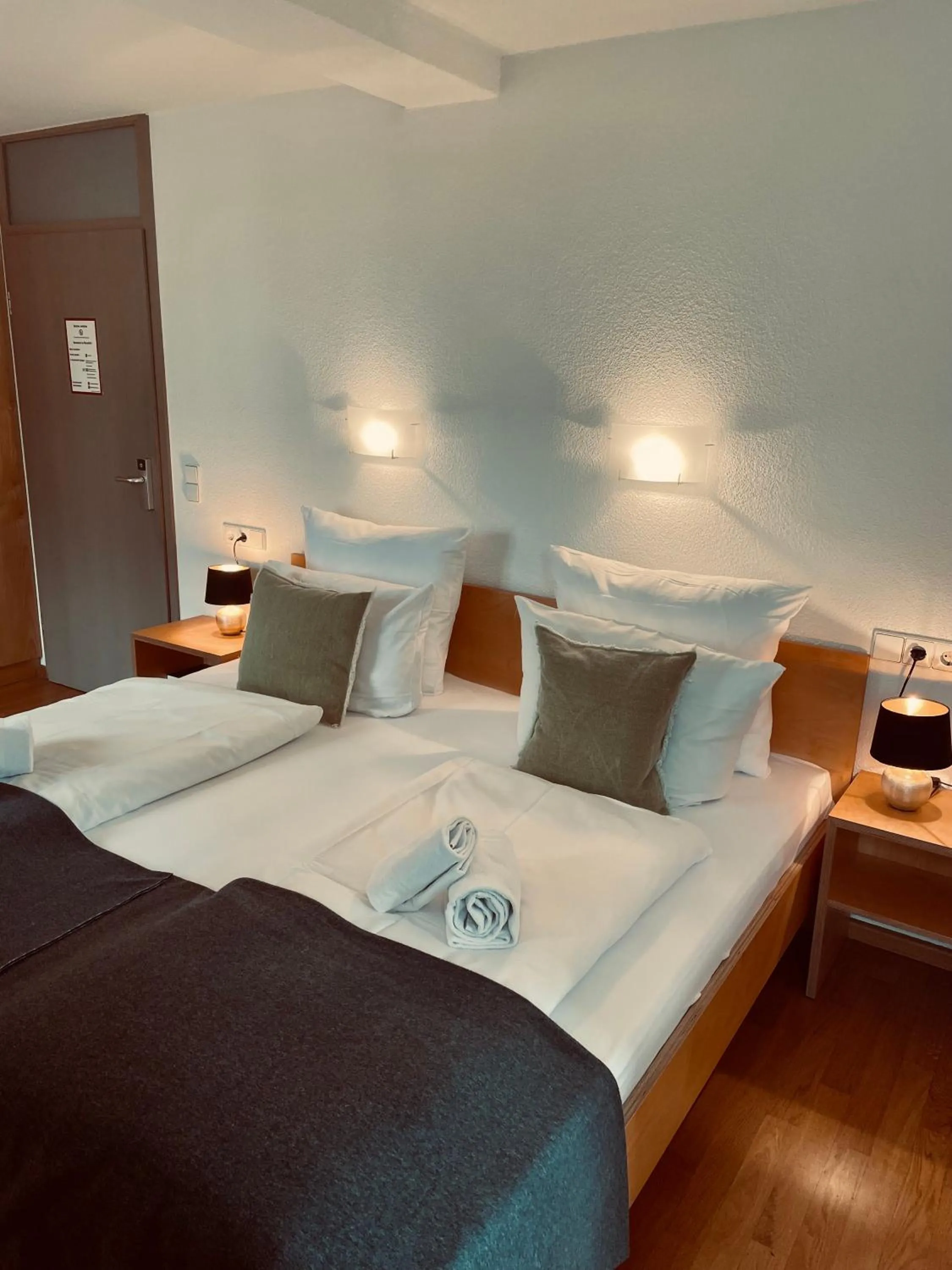 Bed in Hotel & Restaurant Grüner Baum Merzhausen