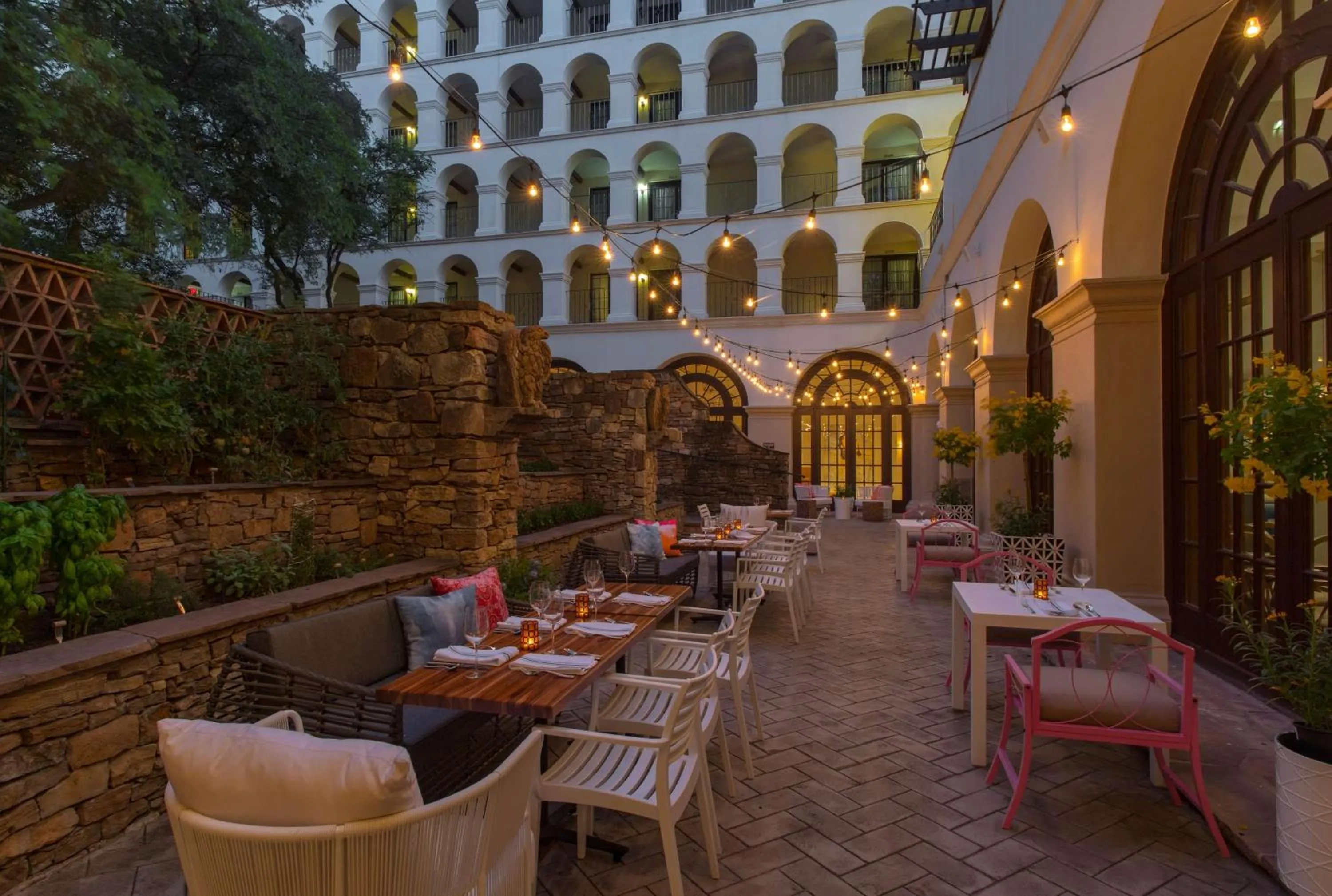 Patio in DoubleTree by Hilton Austin