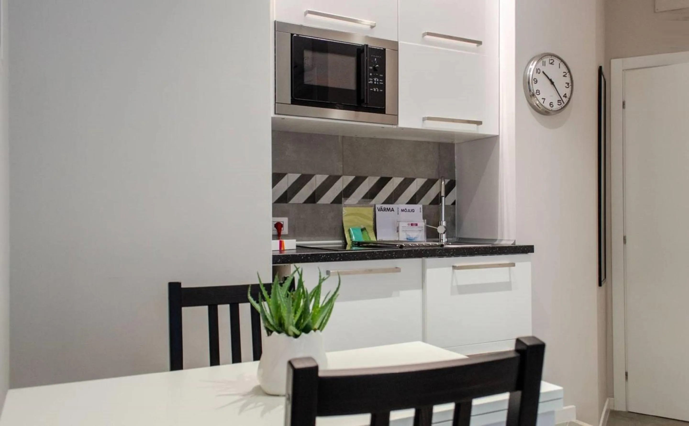 Coffee/tea facilities in Interno 1 Ciampino Roma Luxury Apartment con balcone