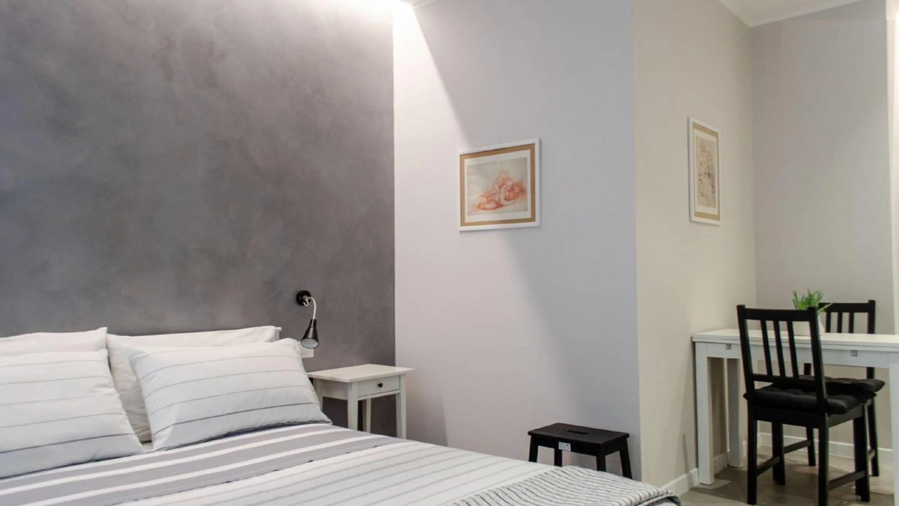 Bed in Interno 1 Ciampino Roma Luxury Apartment con balcone