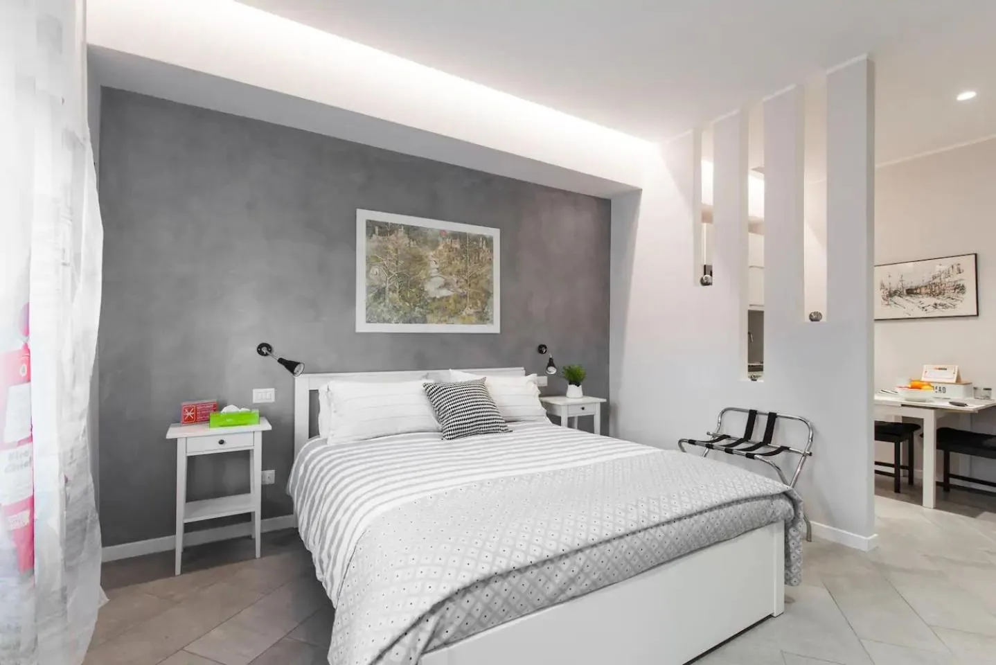 Bed in Interno 1 Ciampino Roma Luxury Apartment con balcone