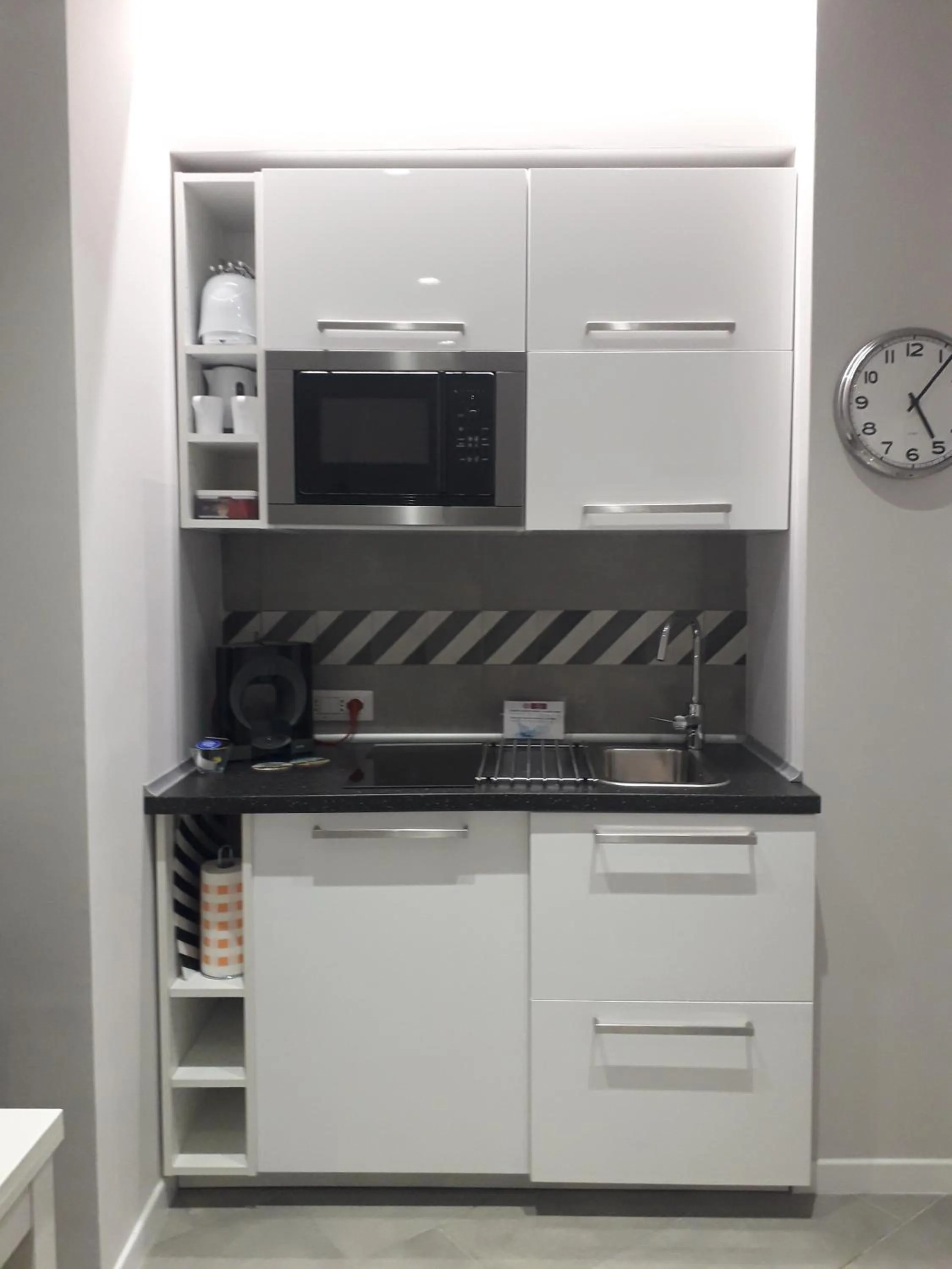 Coffee/tea facilities in Interno 1 Ciampino Roma Luxury Apartment con balcone