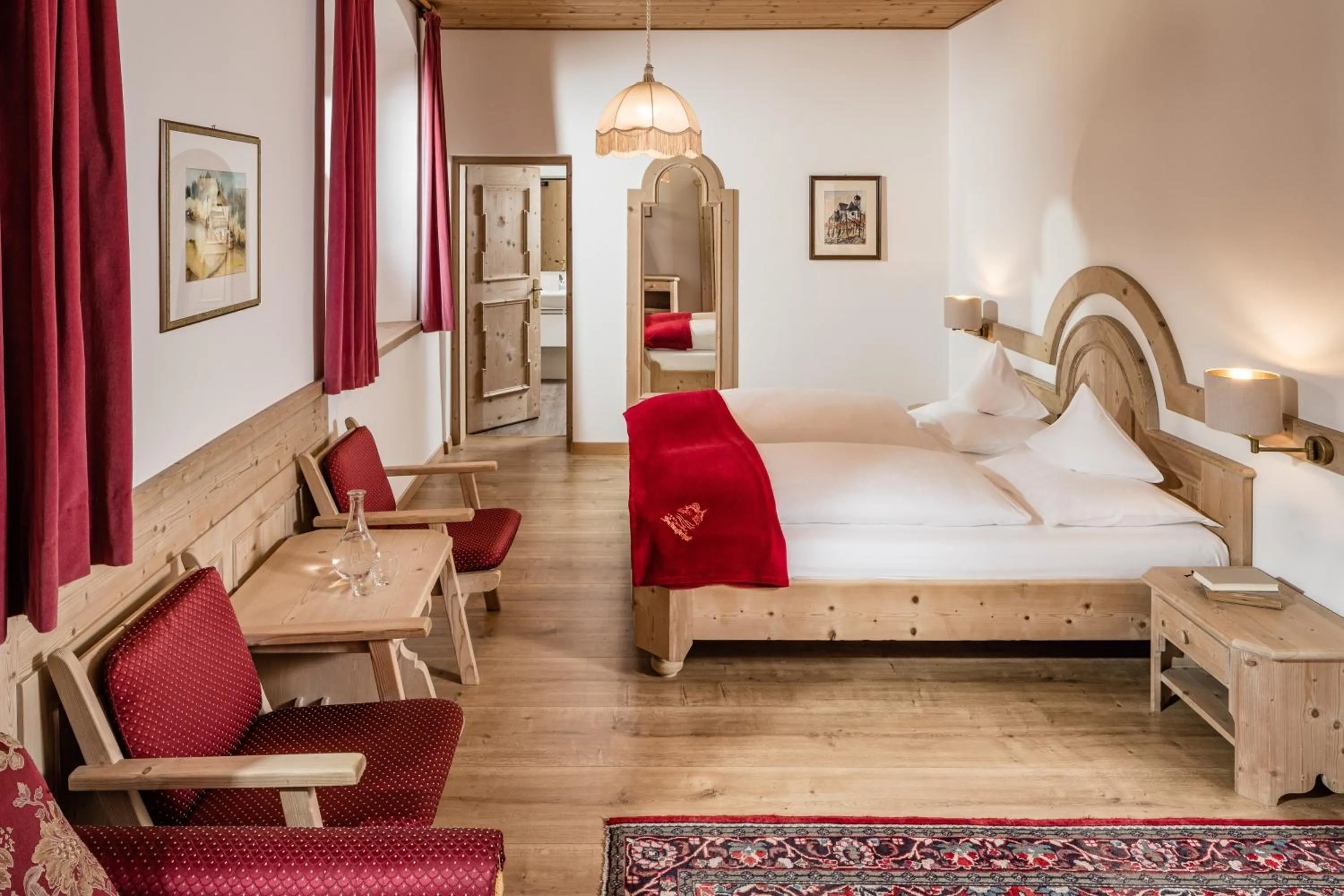 Photo of the whole room, Bed in Hotel Saltauserhof