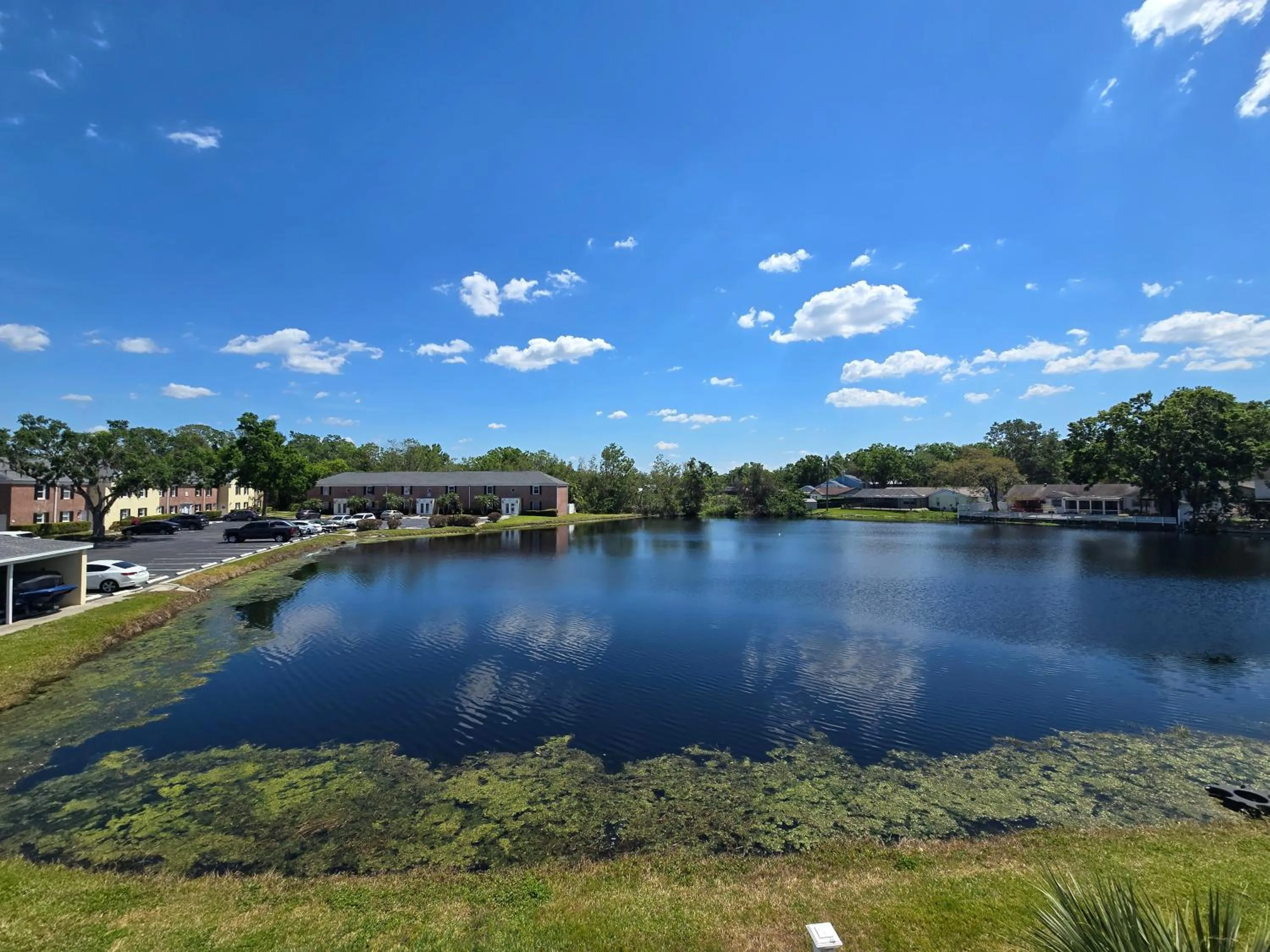 Beautiful Condo Close to Busch Gardens