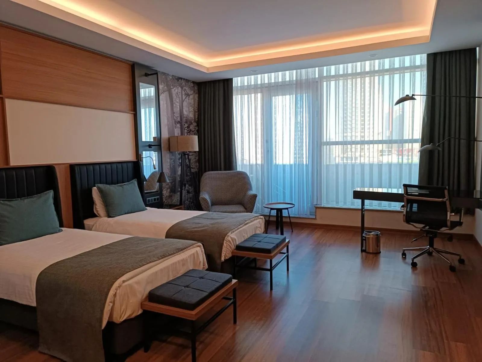 Photo of the whole room, Bed in Expoist Hotel