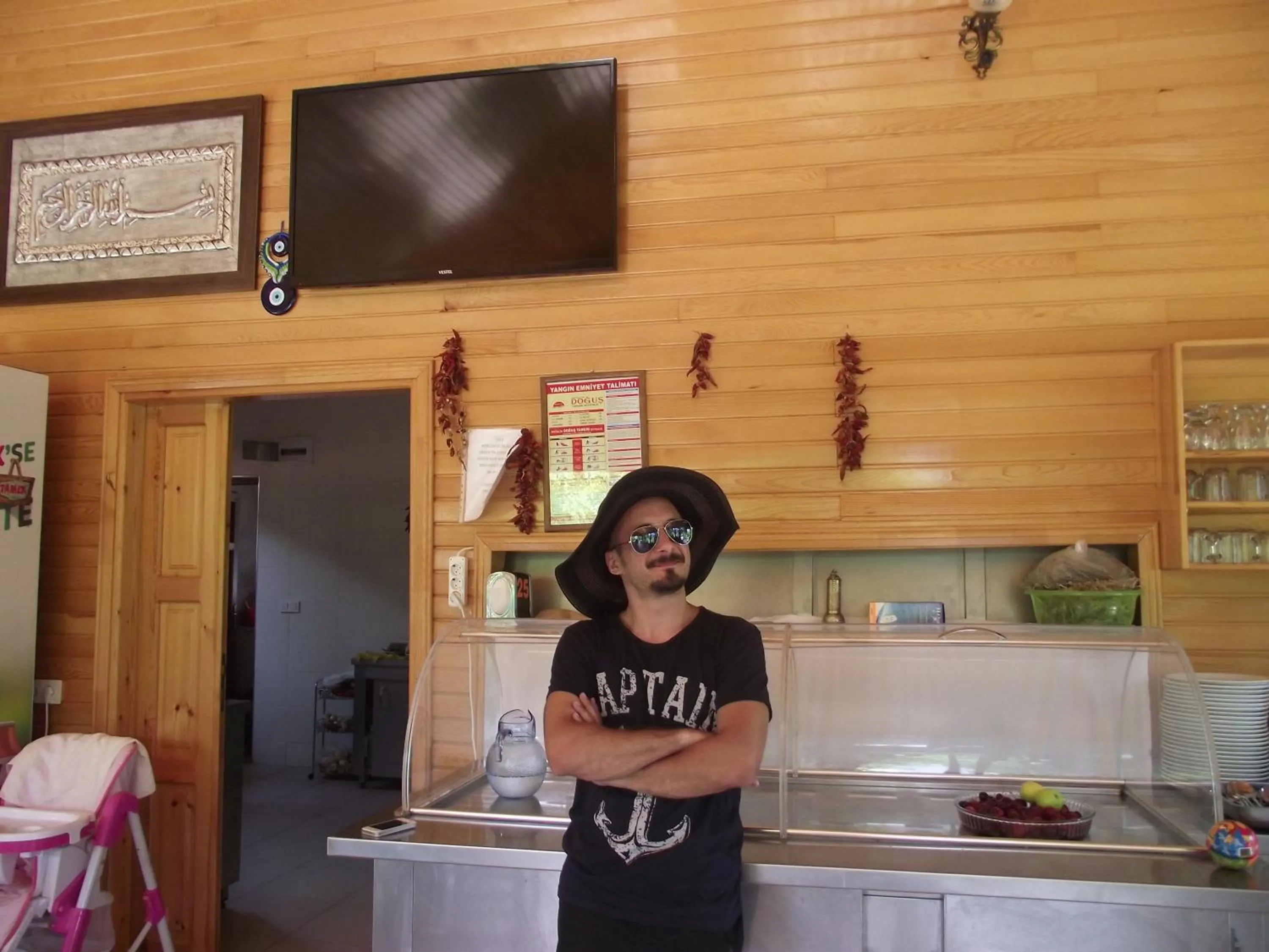 Guests in Mercan Bungalow