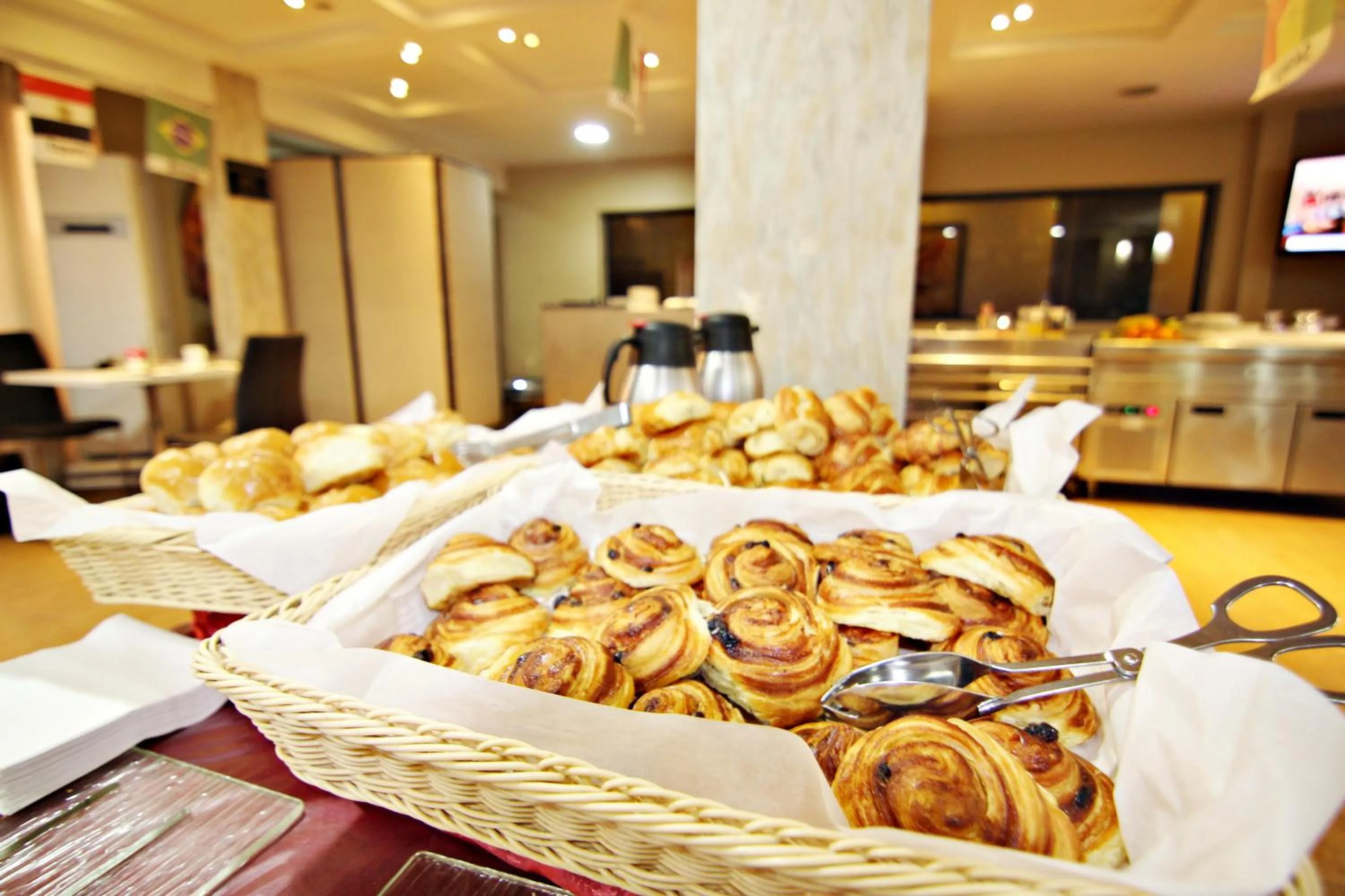 Restaurant/places to eat in Les Residences MAMOUNE