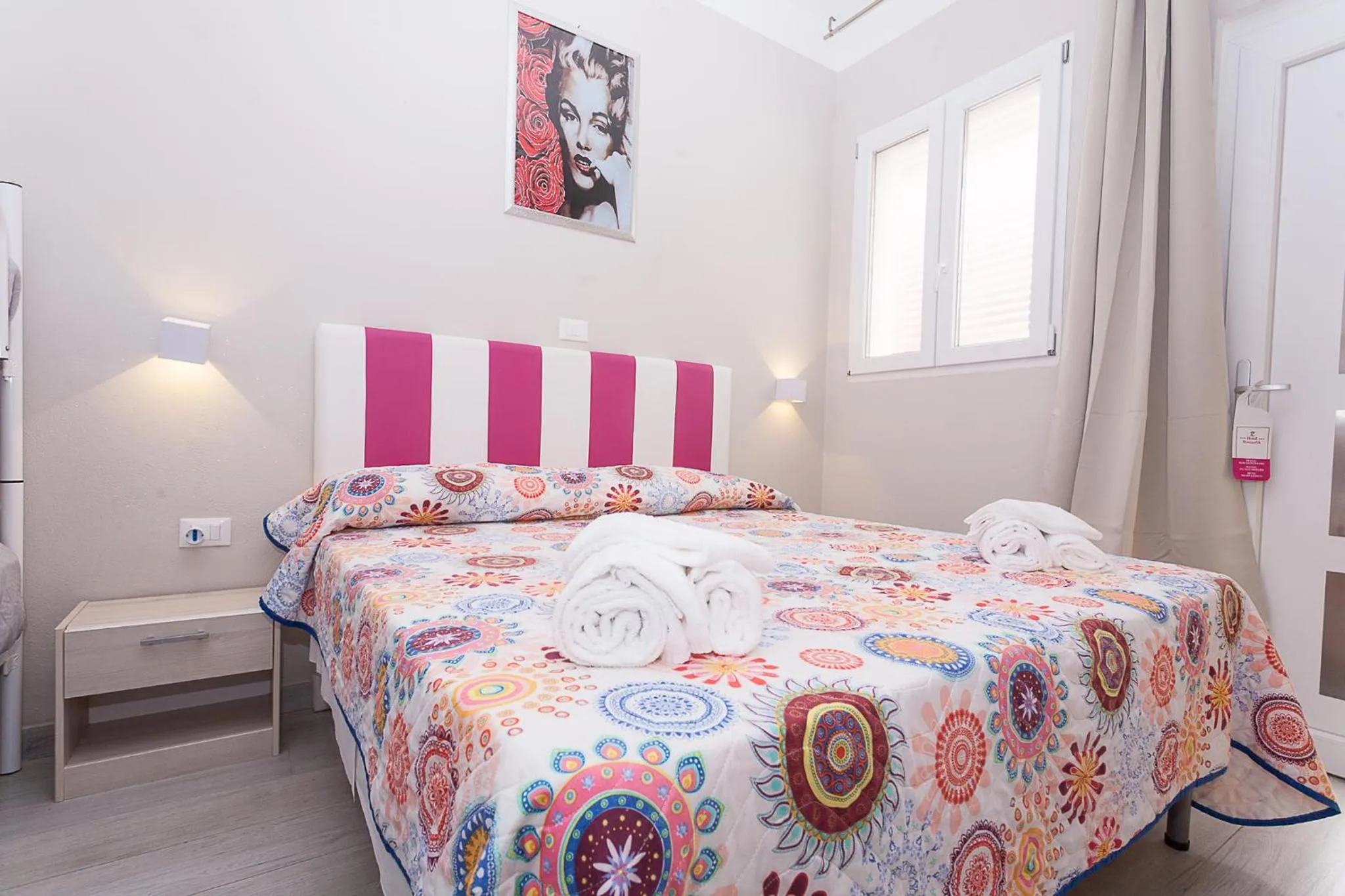 Bed in Hotel Romantik & Depandance