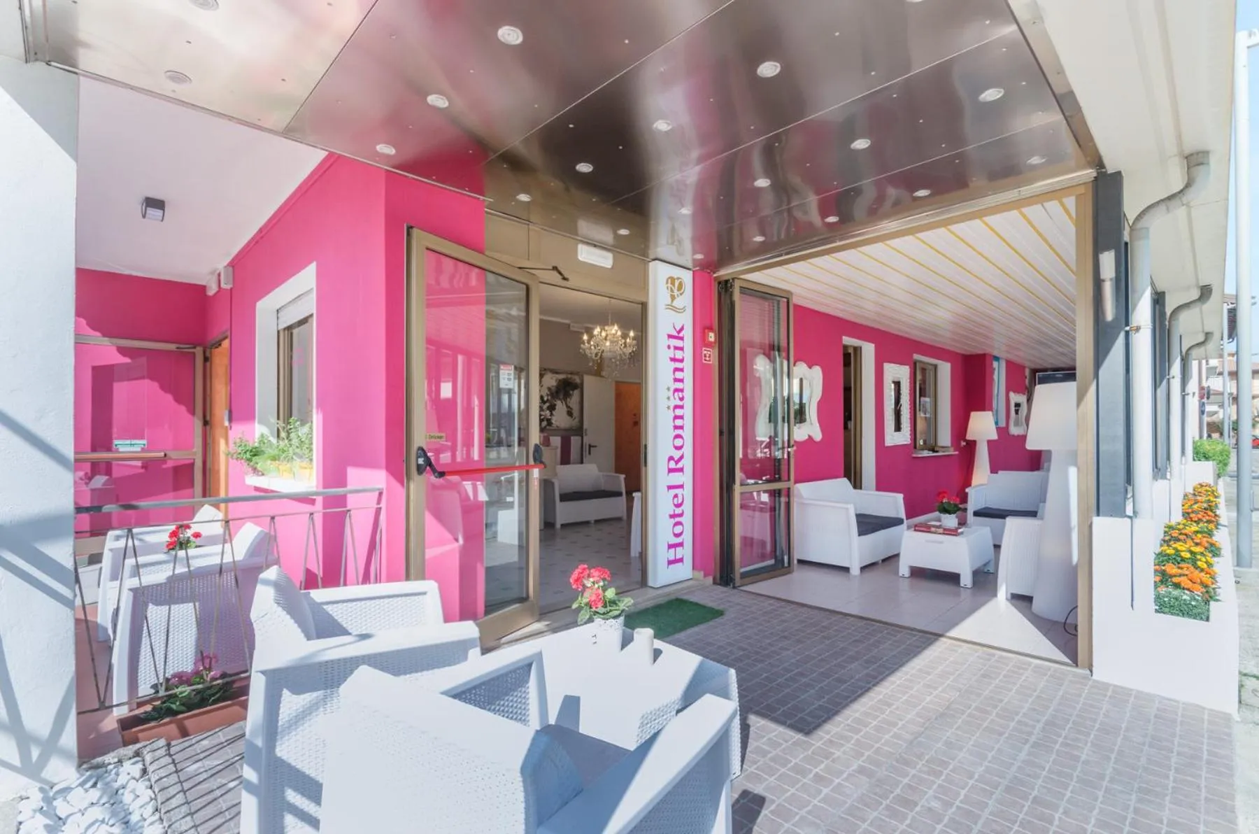 Facade/entrance in Hotel Romantik & Depandance