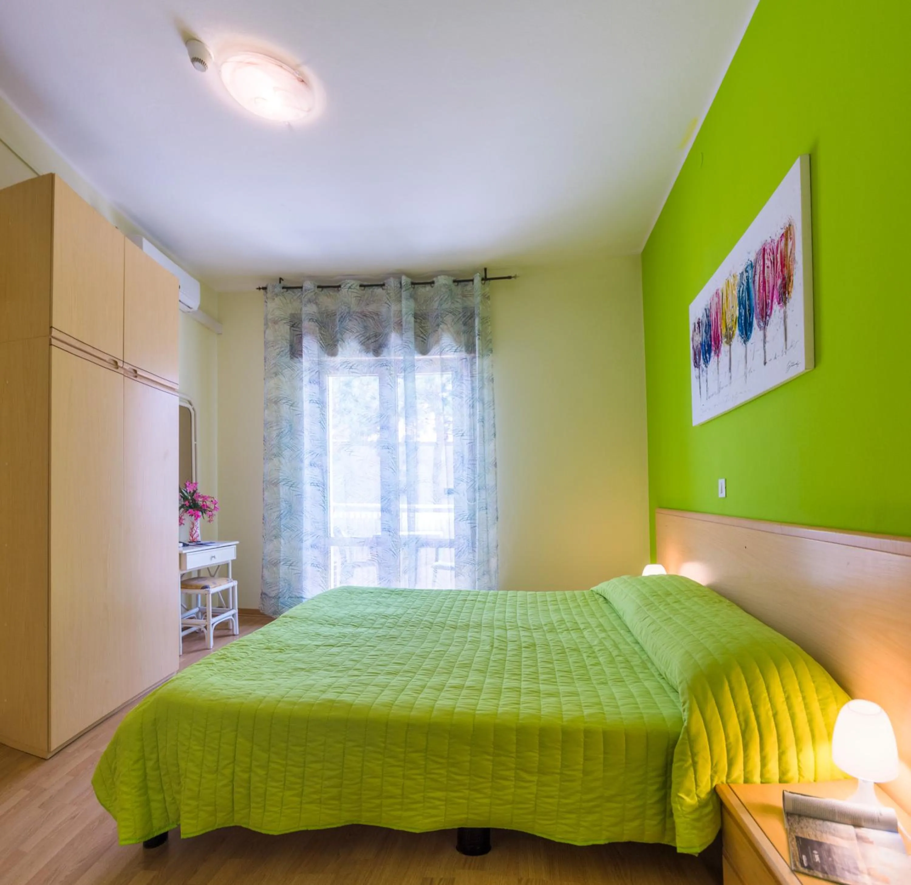 Photo of the whole room, Bed in Hotel Romantik & Depandance