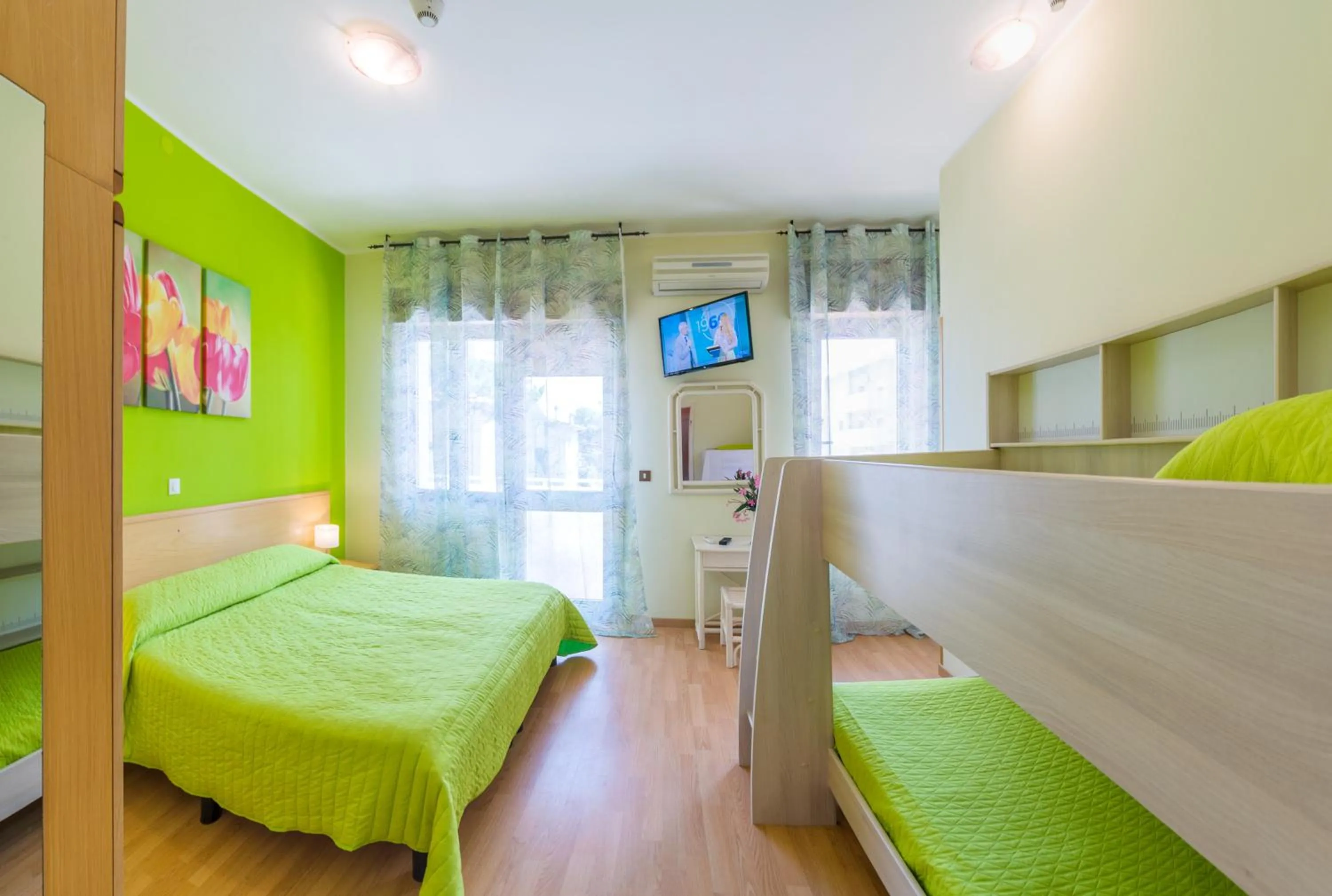 Bed in Hotel Romantik & Depandance