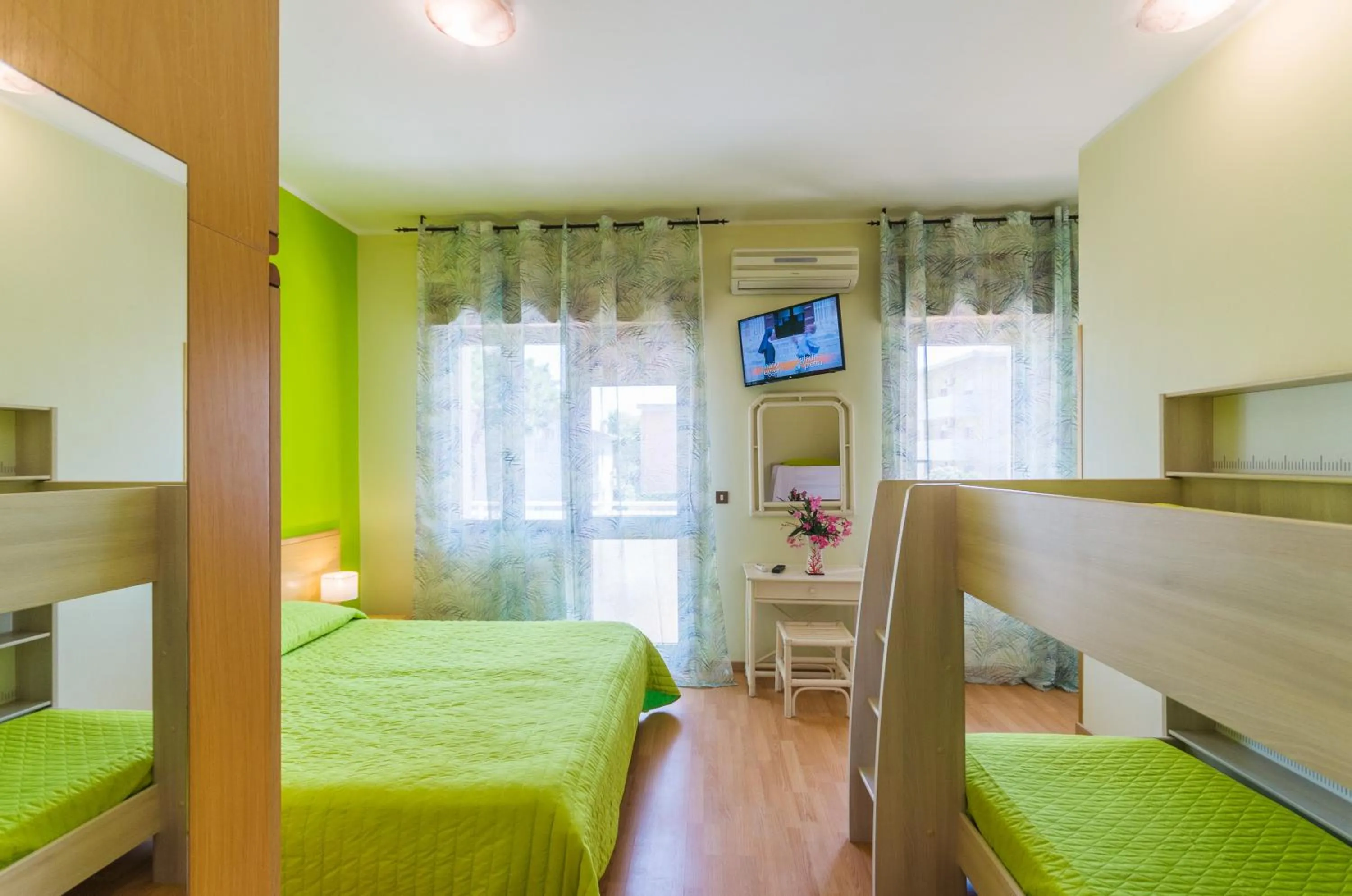 bunk bed, Bed in Hotel Romantik & Depandance