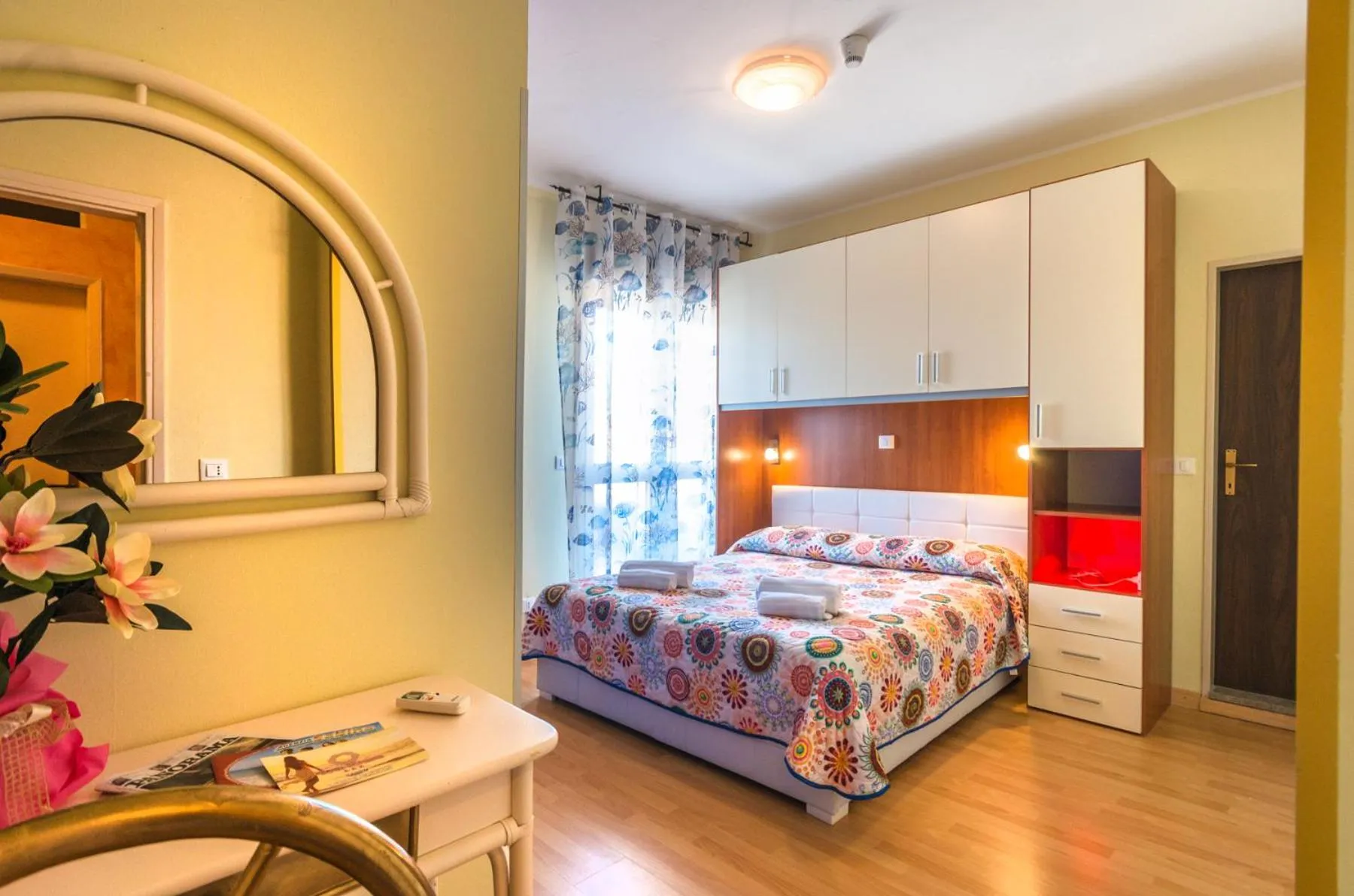 Bedroom, Bed in Hotel Romantik & Depandance