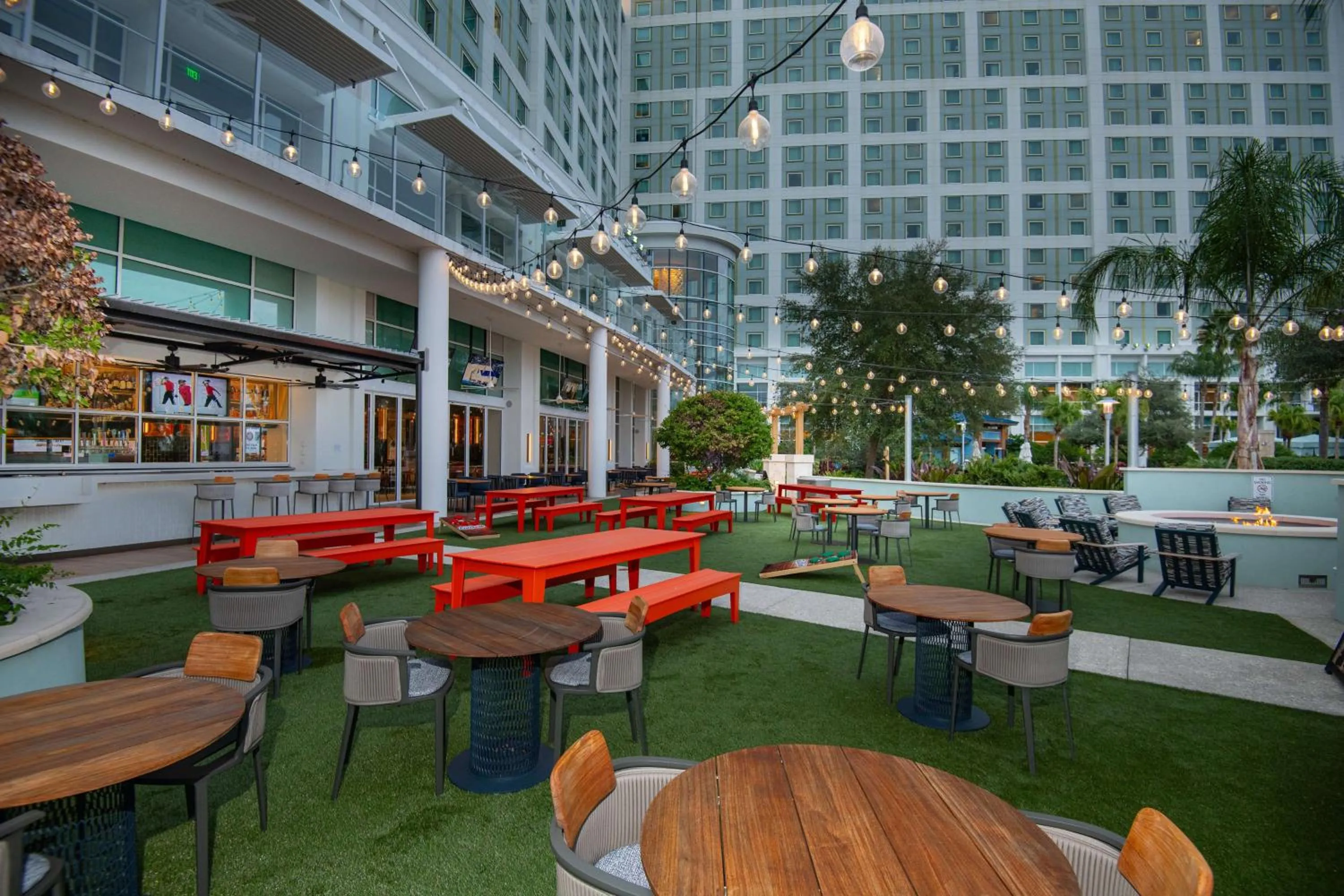 Restaurant/places to eat in Hilton Orlando