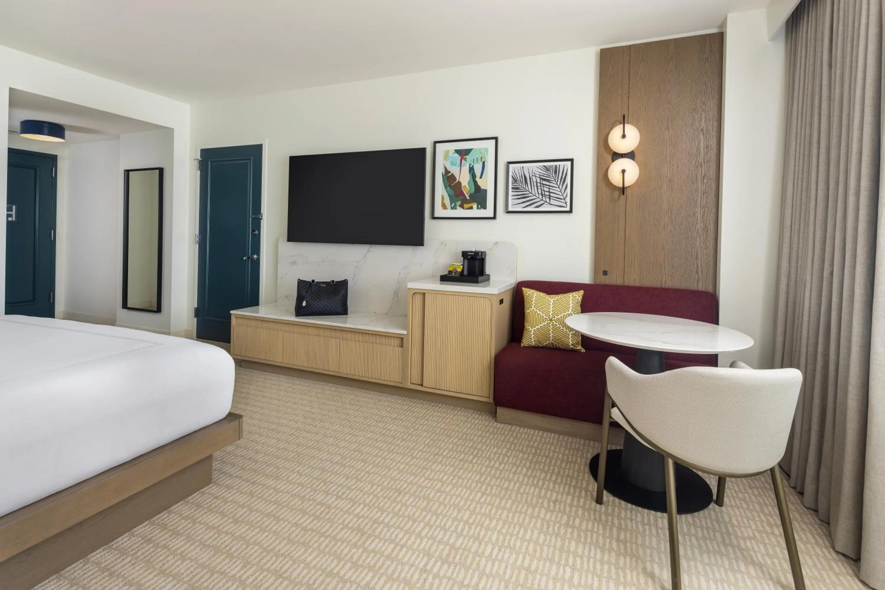 Bedroom, Bed in Hilton Orlando