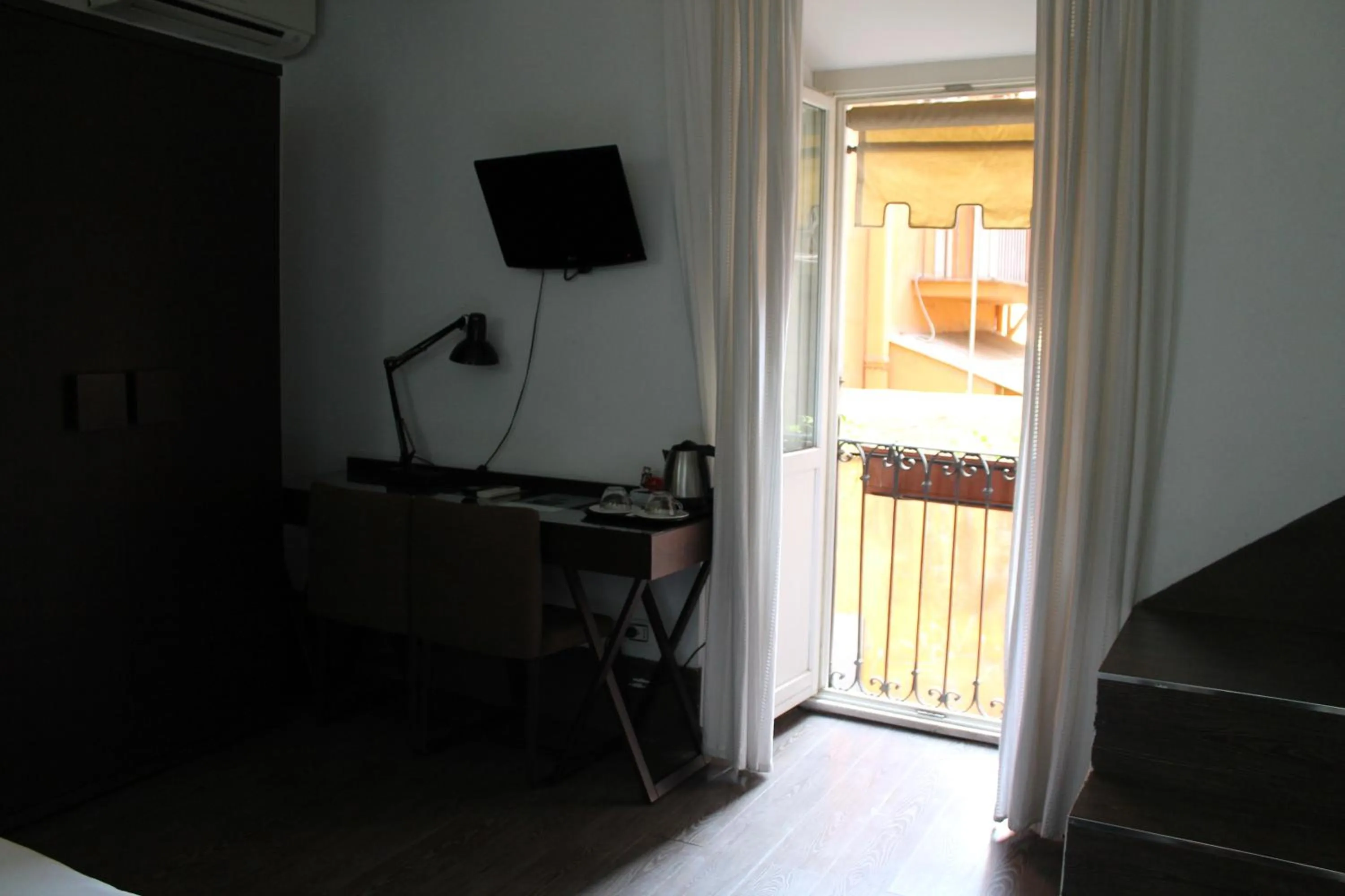 TV and multimedia in Relais Palazzo Taverna