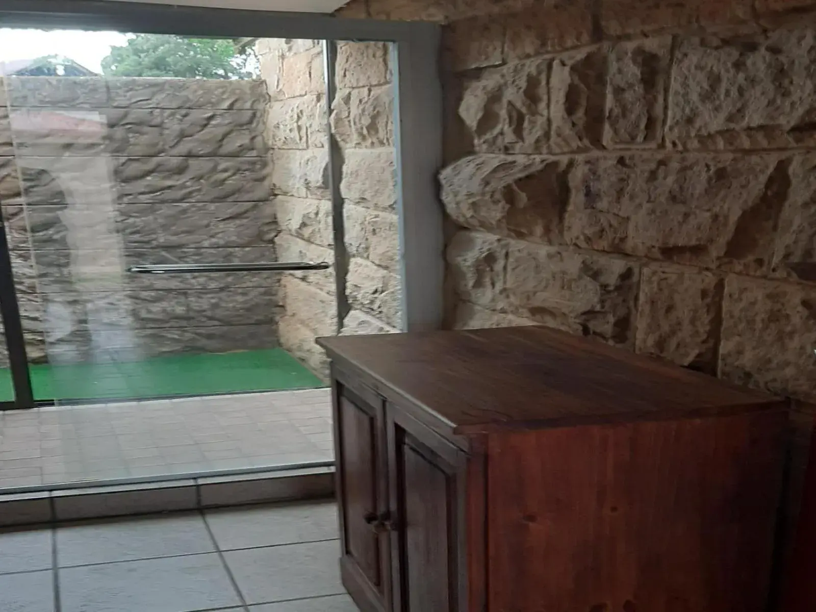 Basic Family Room - single occupancy in Donsveertjie Gasteplaas & Venue Basic Family Room - single occupancy in Donsveertjie Gasteplaas & Venue