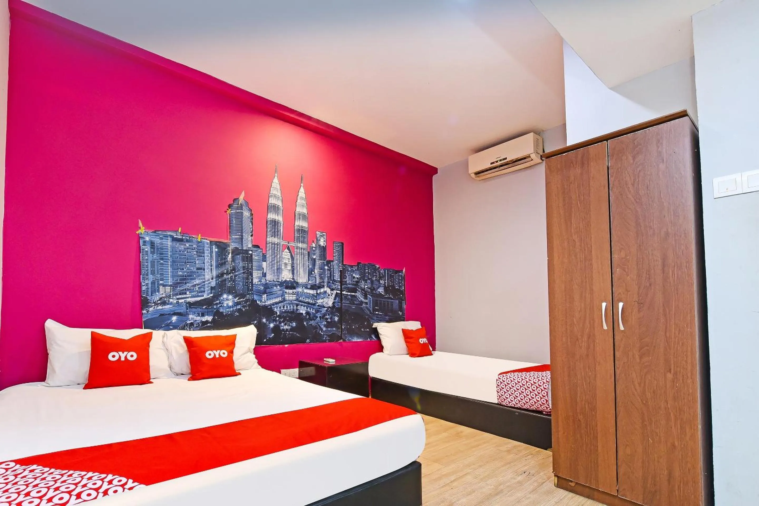 Bedroom, Bed in Hotel O Elwarda Klcity