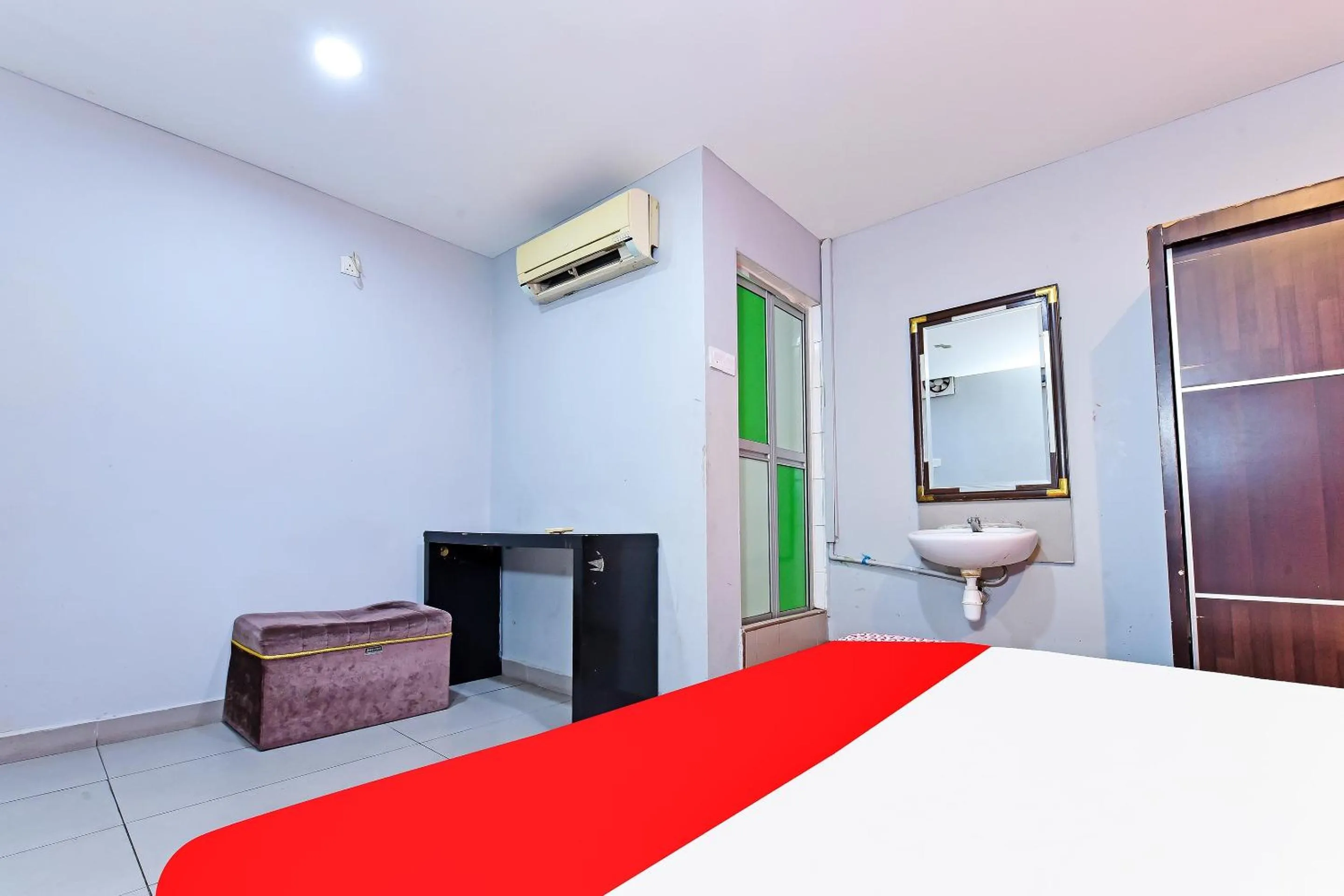 Bedroom, Bed in Hotel O Elwarda Klcity