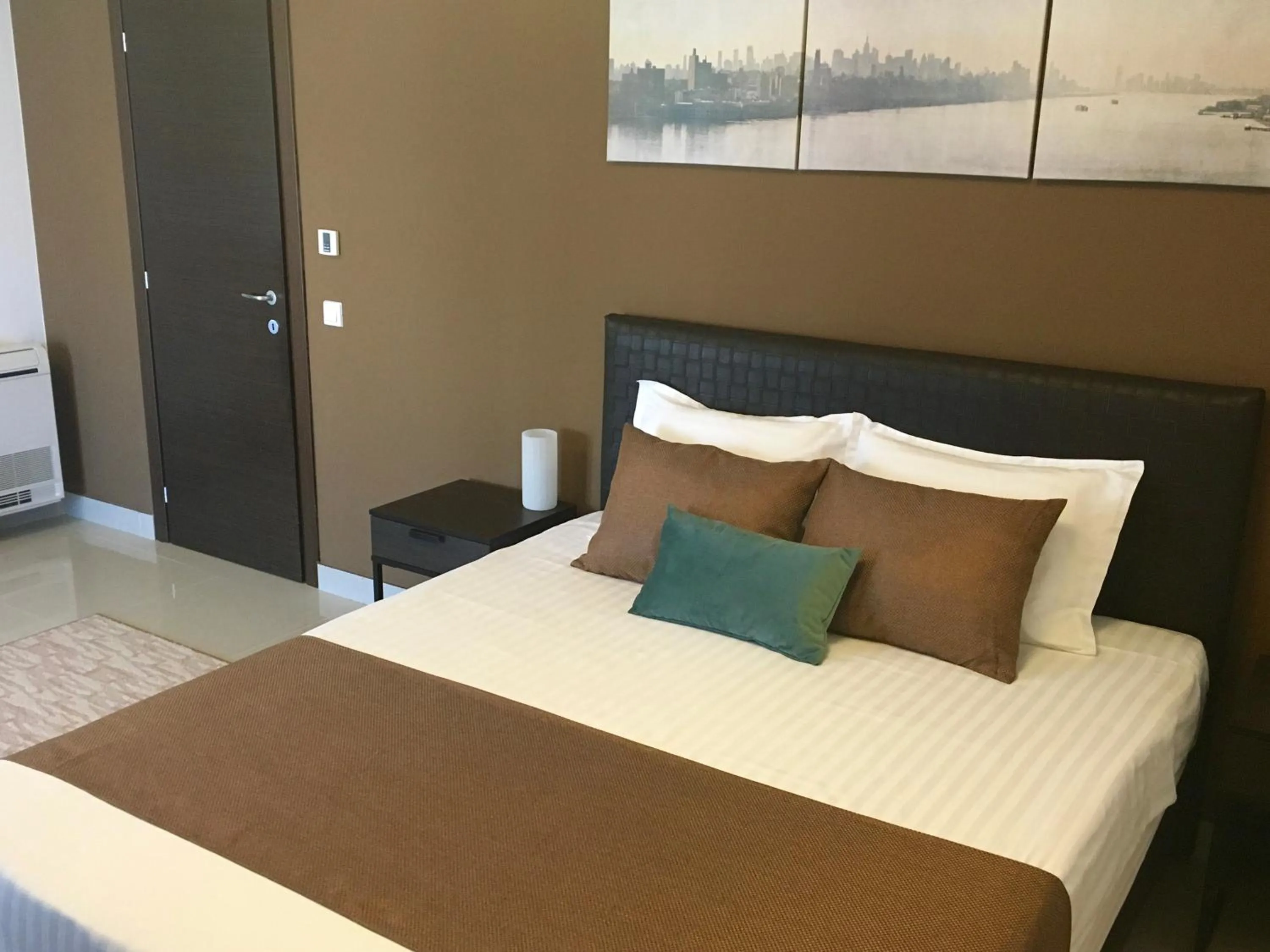 Bedroom, Bed in Elysium