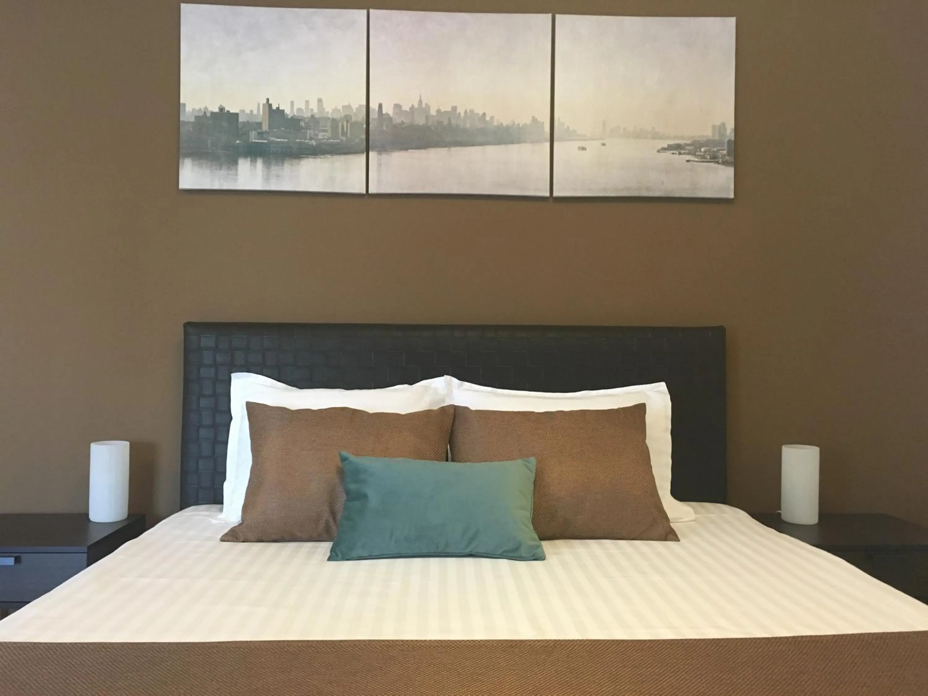 Bedroom, Bed in Elysium