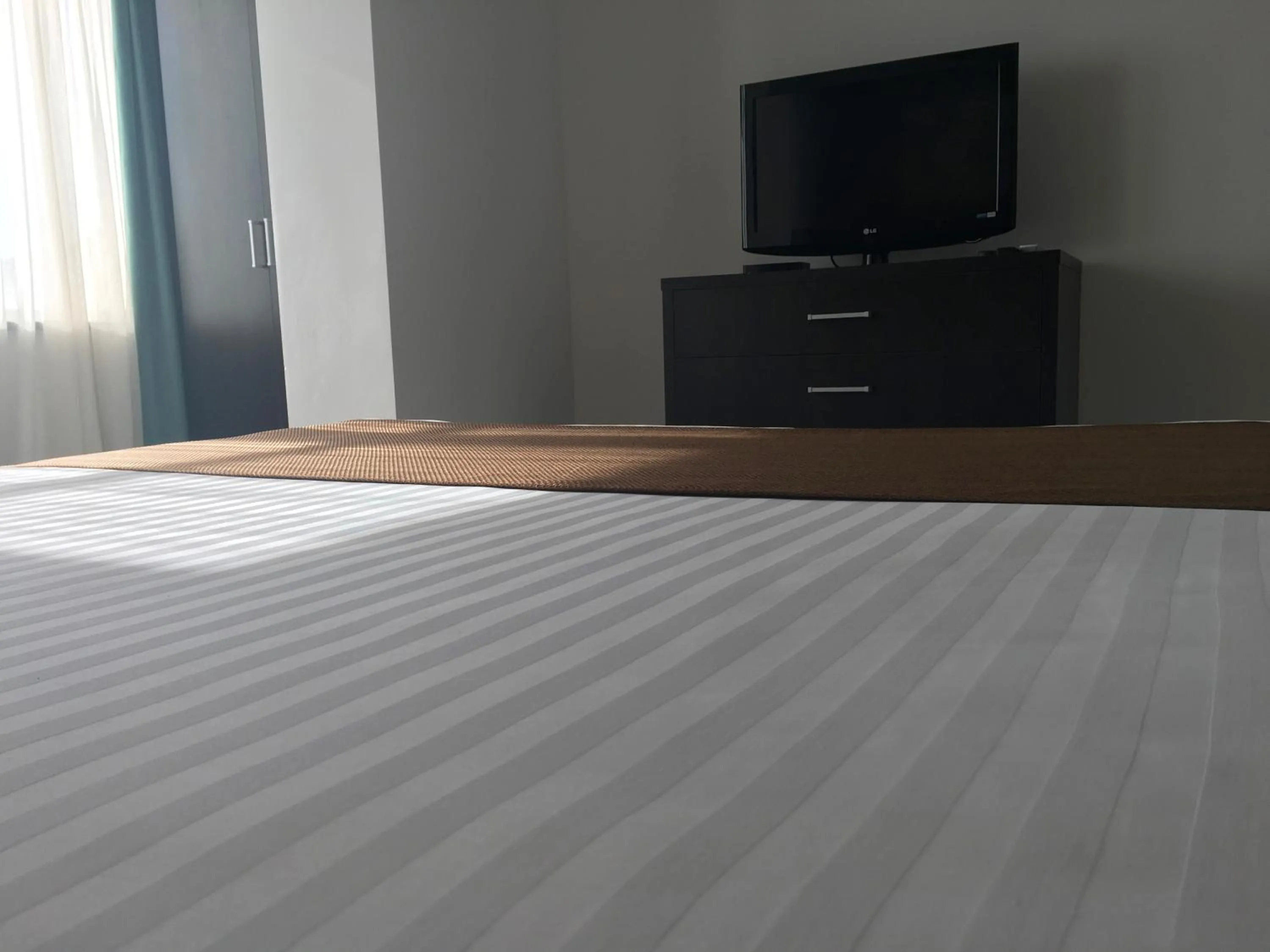 Bedroom, Bed in Elysium