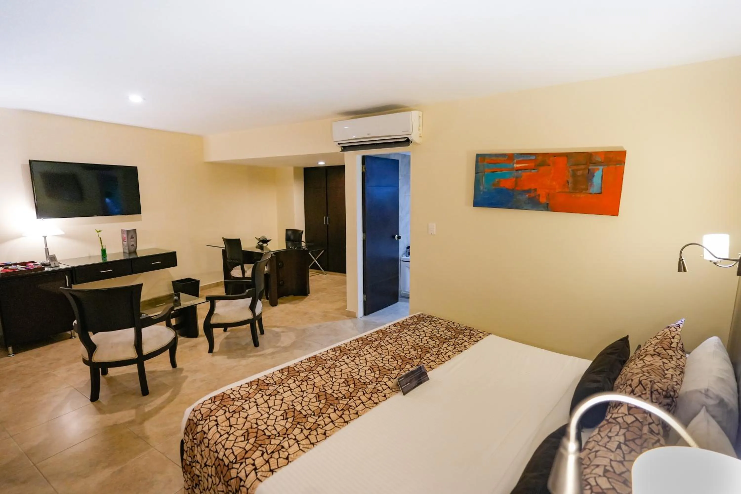 Bed in Hotel Casino Internacional