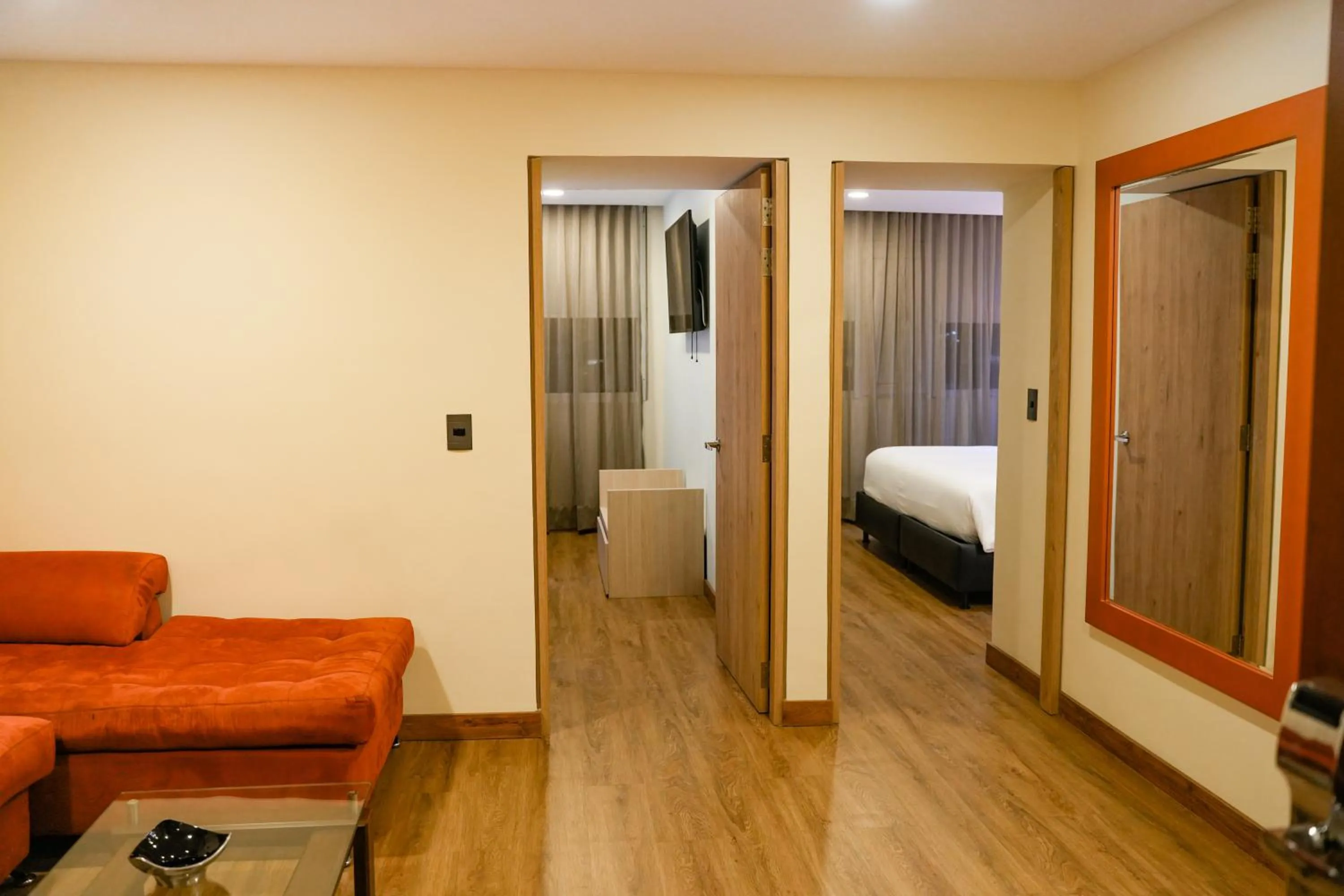 Coffee/tea facilities, Bed in Hotel Casino Internacional